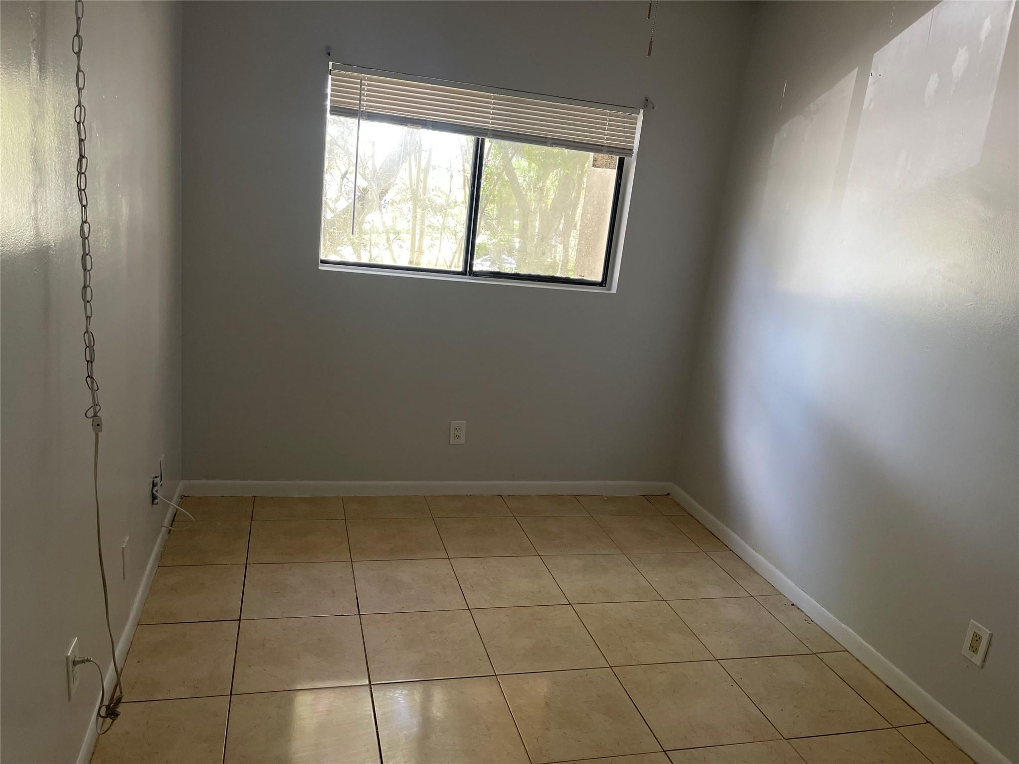 8843 Springtree Lakes Drive Property Photo 10