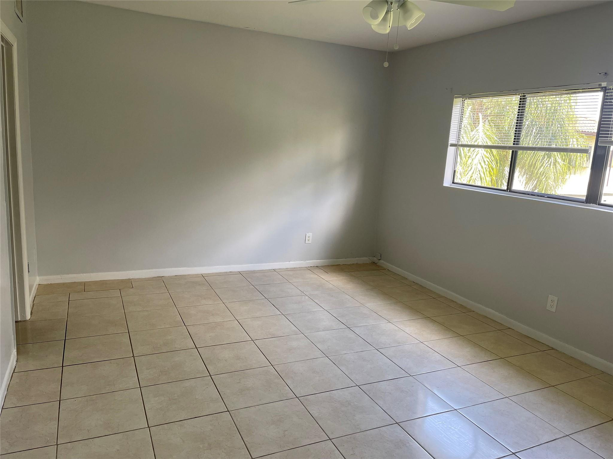 8843 Springtree Lakes Drive Property Photo 14