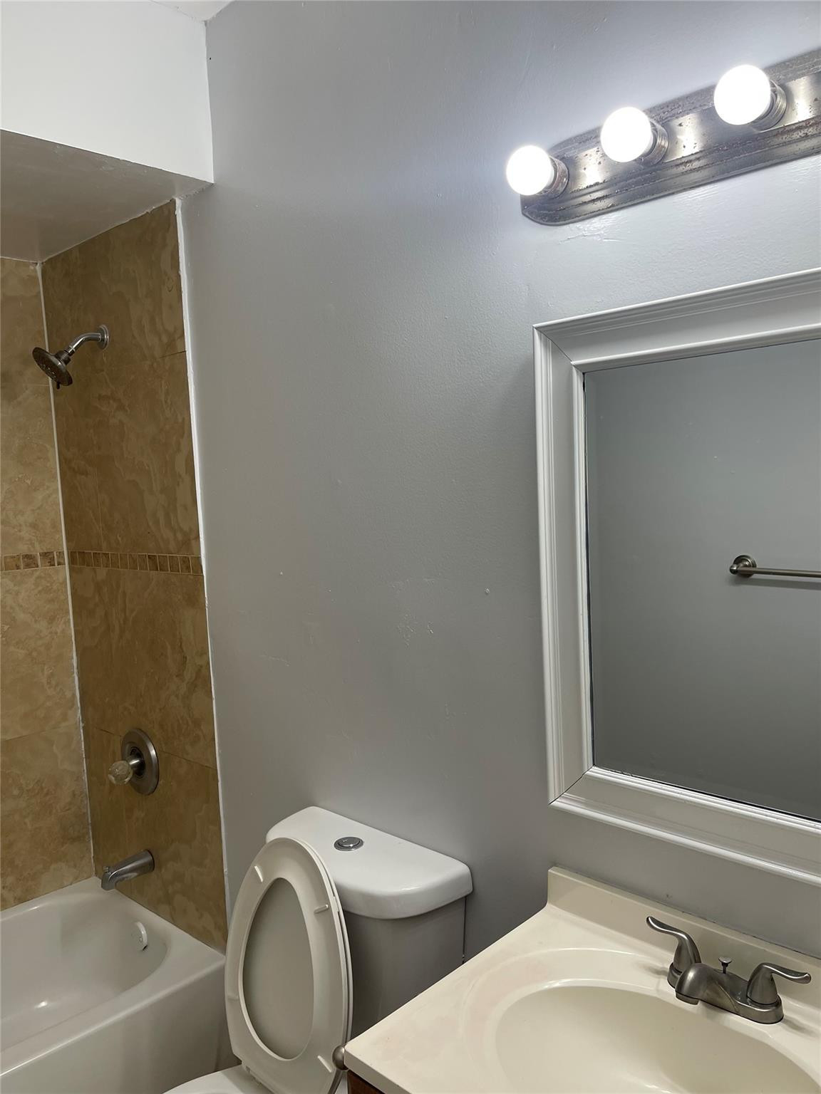 8843 Springtree Lakes Drive Property Photo 17