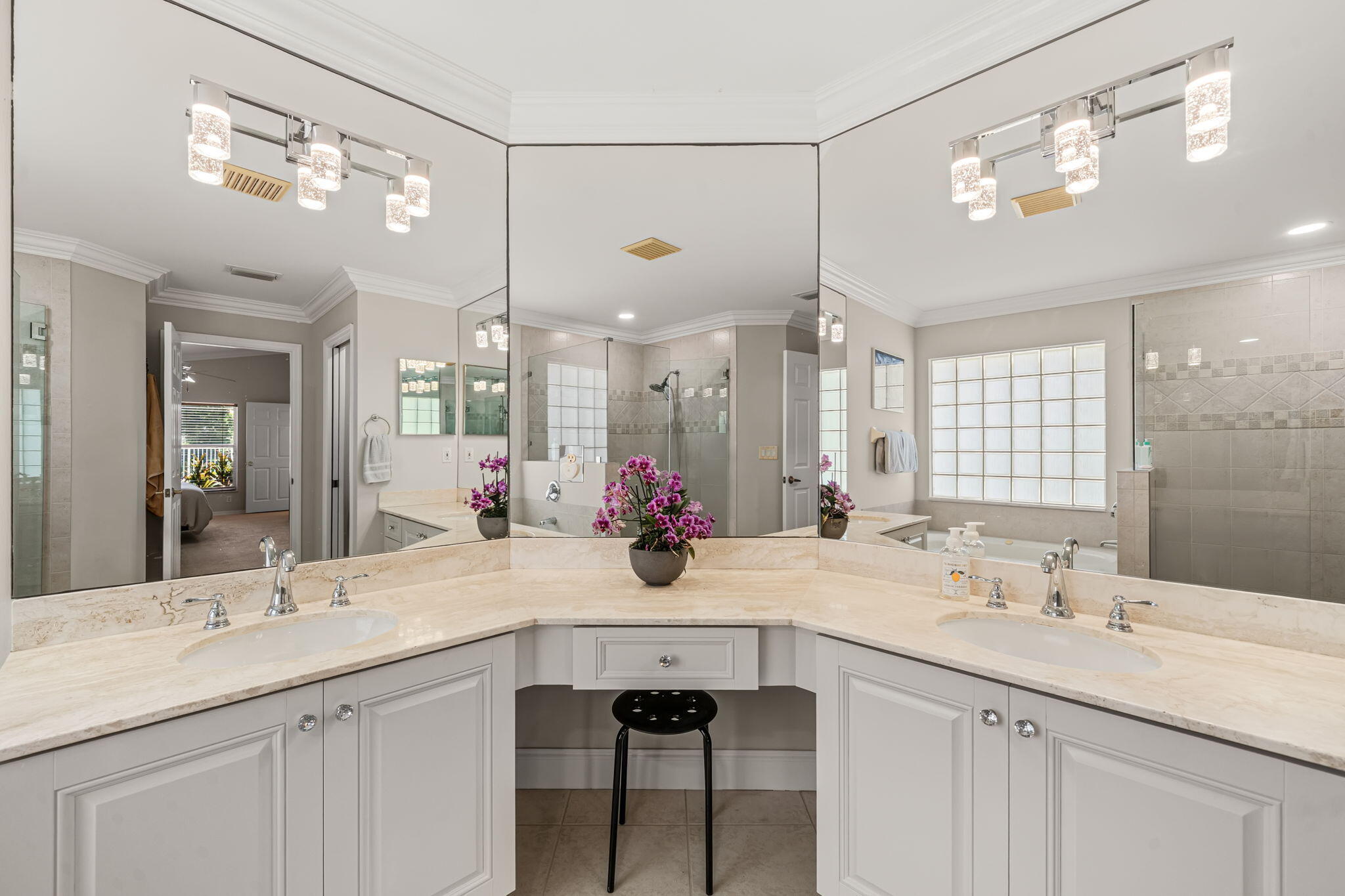 3526 Old Lighthouse Circle Property Photo 15