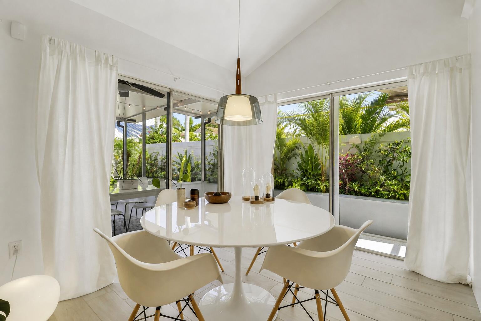 125 Harbourside Circle Property Photo 16