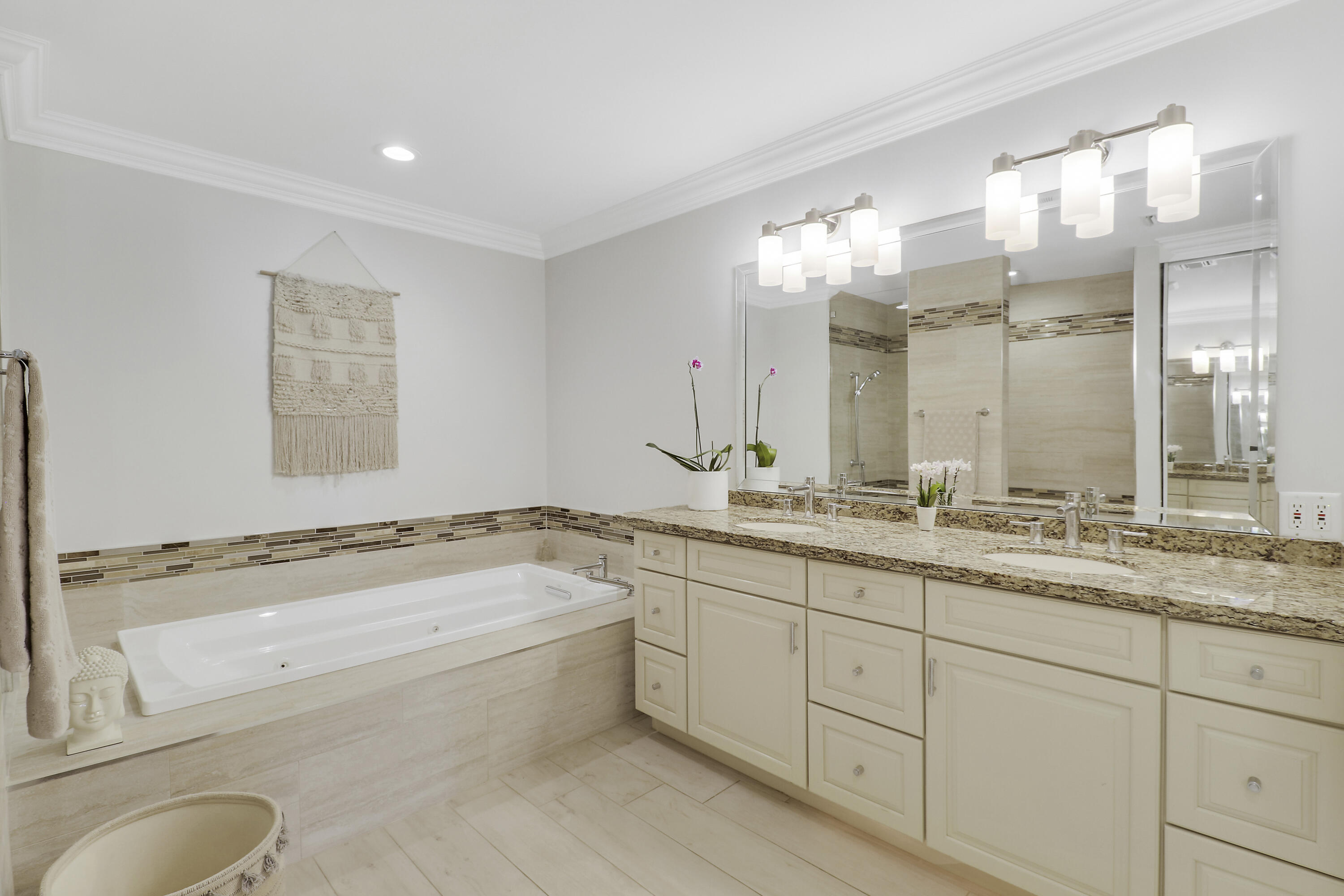 125 Harbourside Circle Property Photo 26