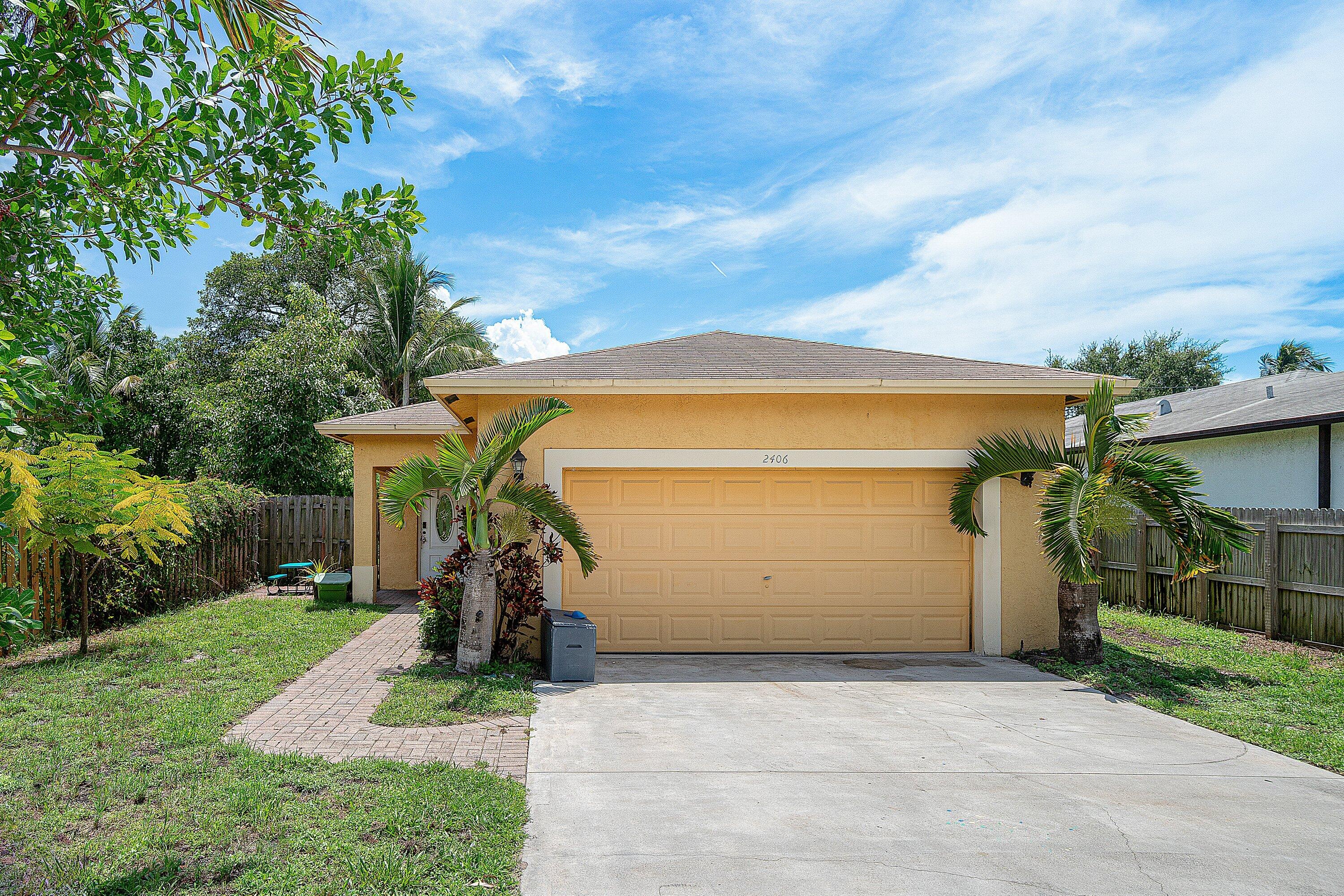 2406 Sundy Avenue Property Photo 1