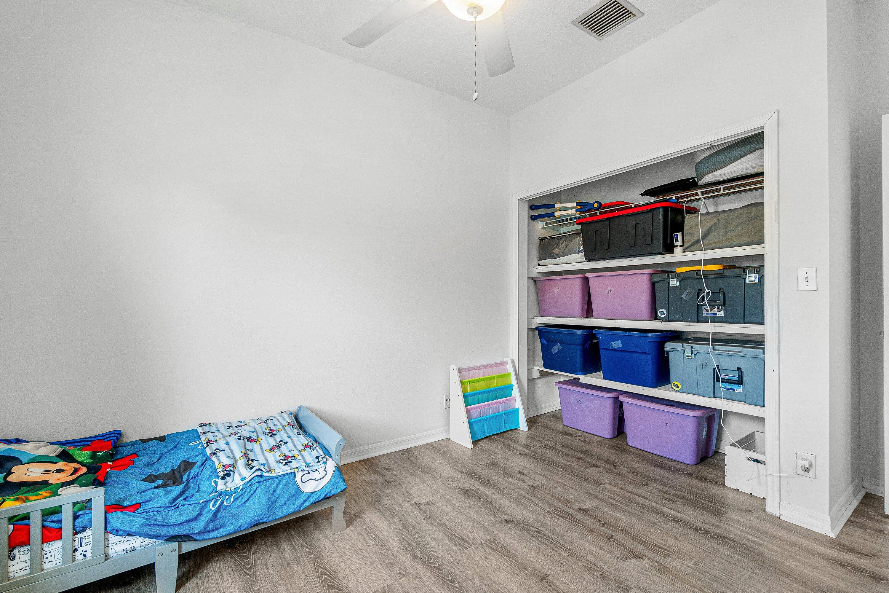 2406 Sundy Avenue Property Photo 14