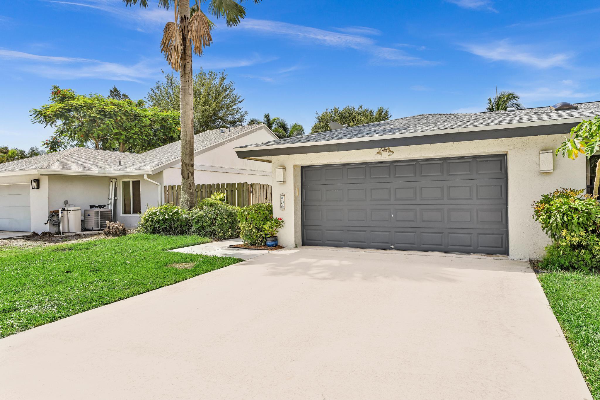 23 Baytree Circle Property Photo 2