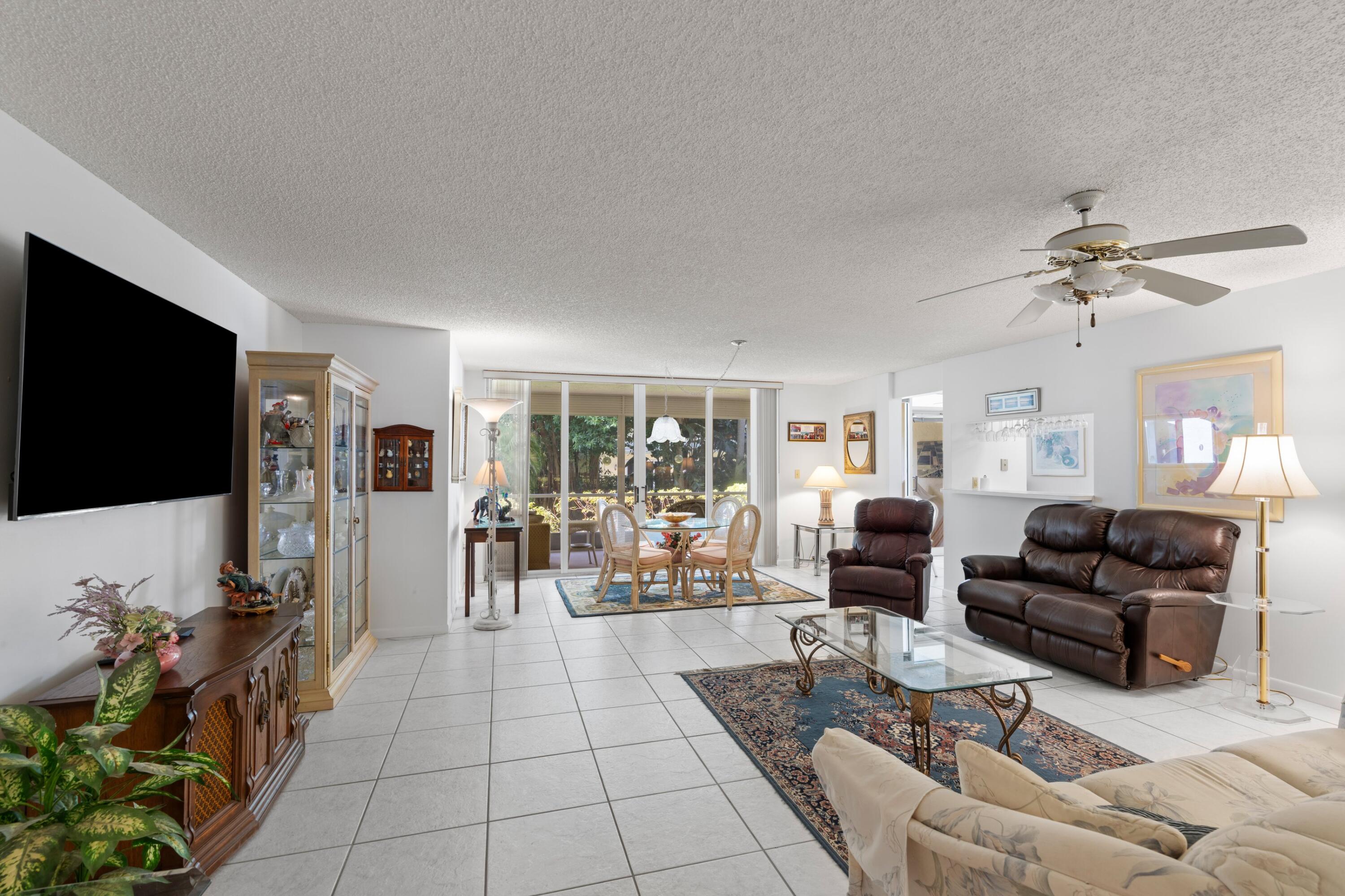 106 Half Moon Circle B1 Property Photo 5