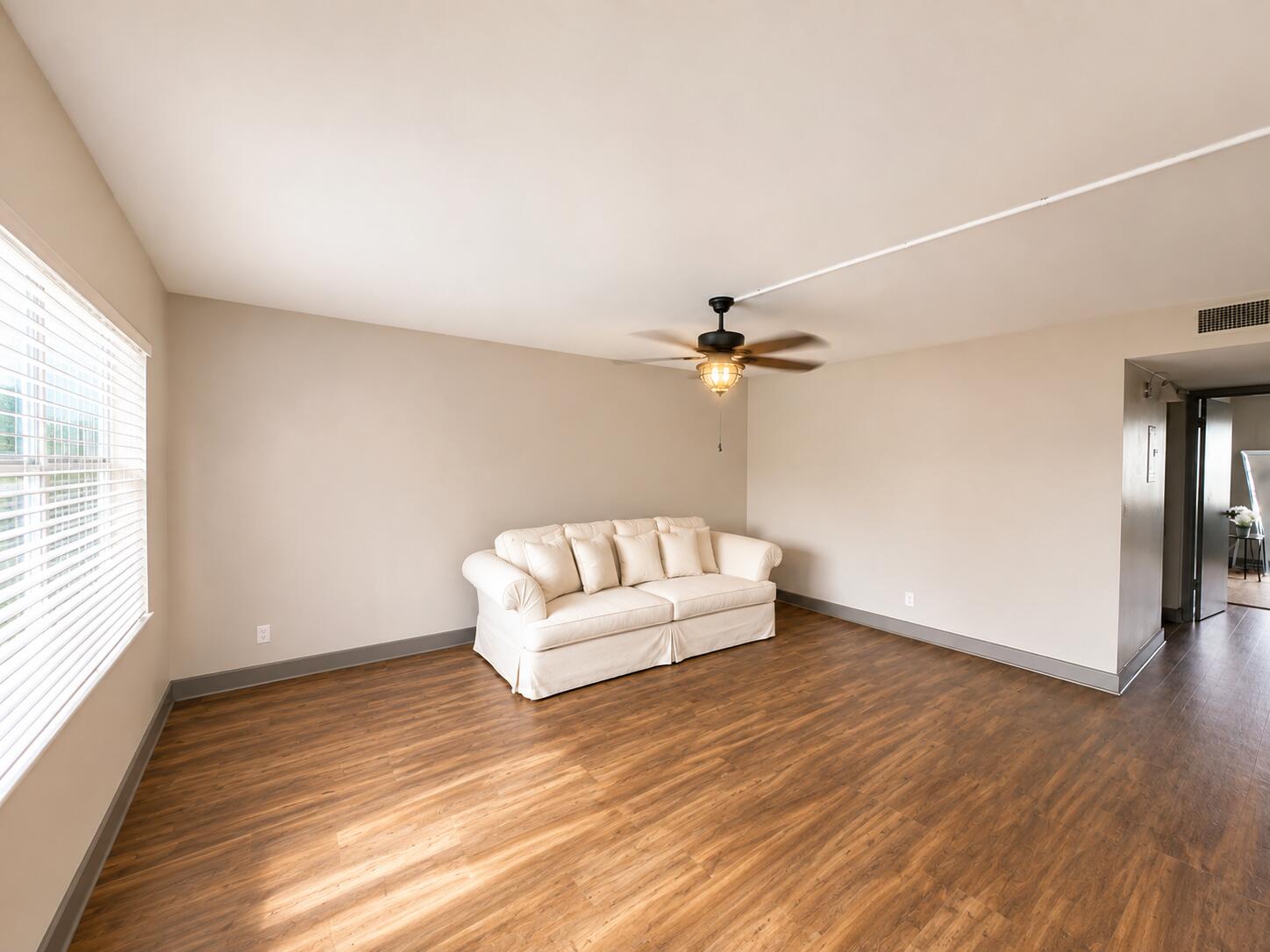 99 Flanders C Property Photo 3
