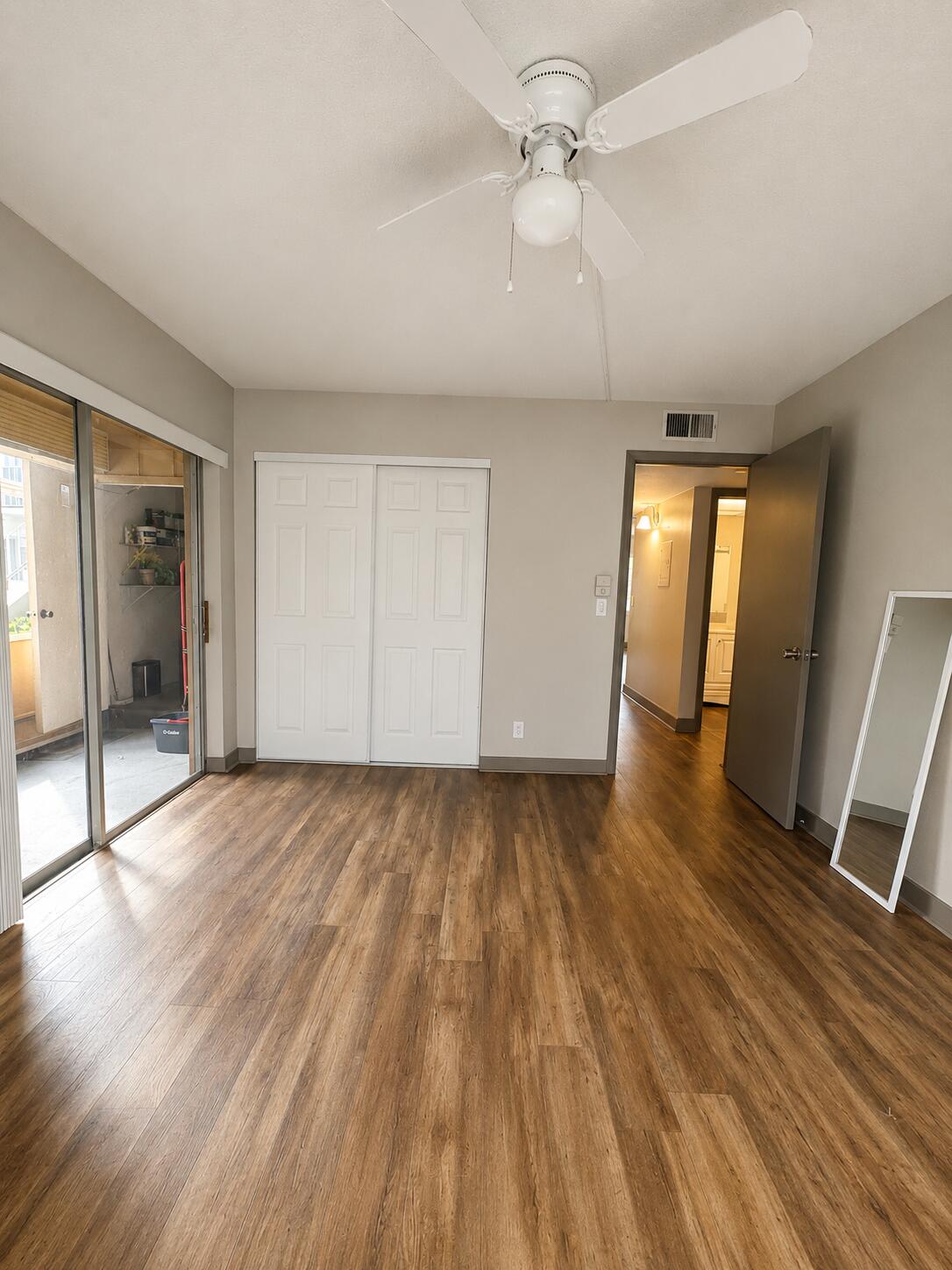 99 Flanders C Property Photo 14