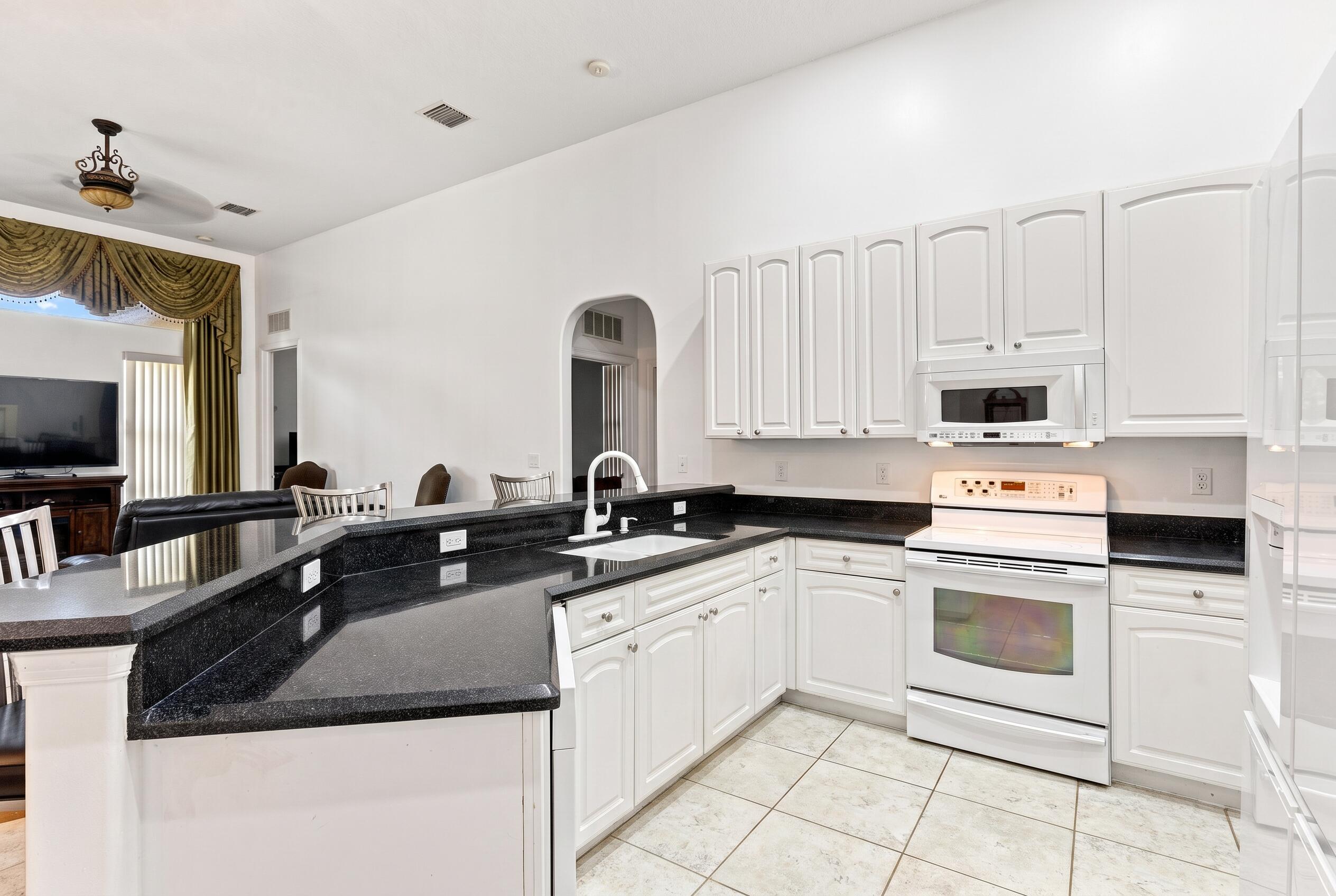 17603 82nd Road N Property Photo 25