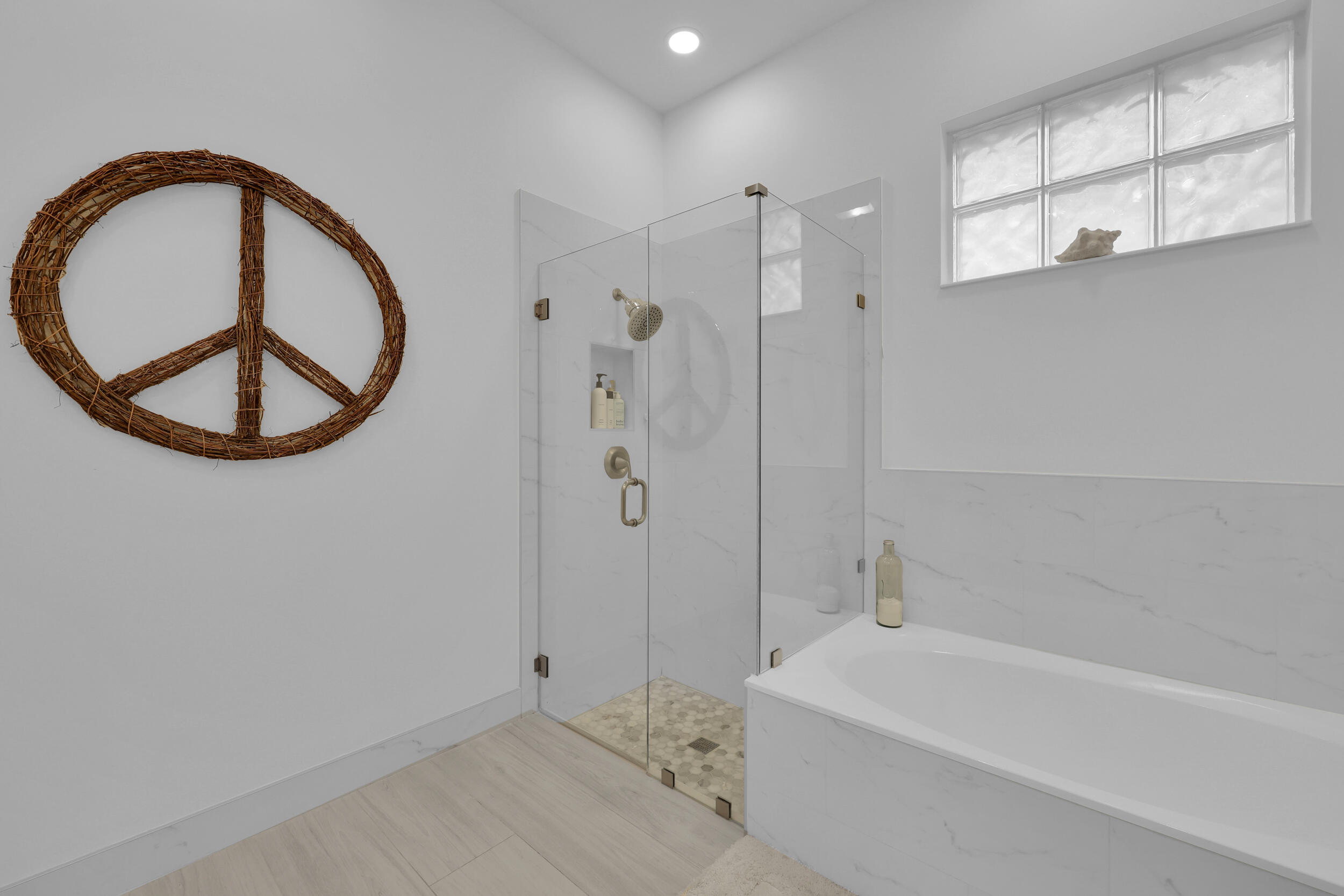 170 San Remo Drive Property Photo 15
