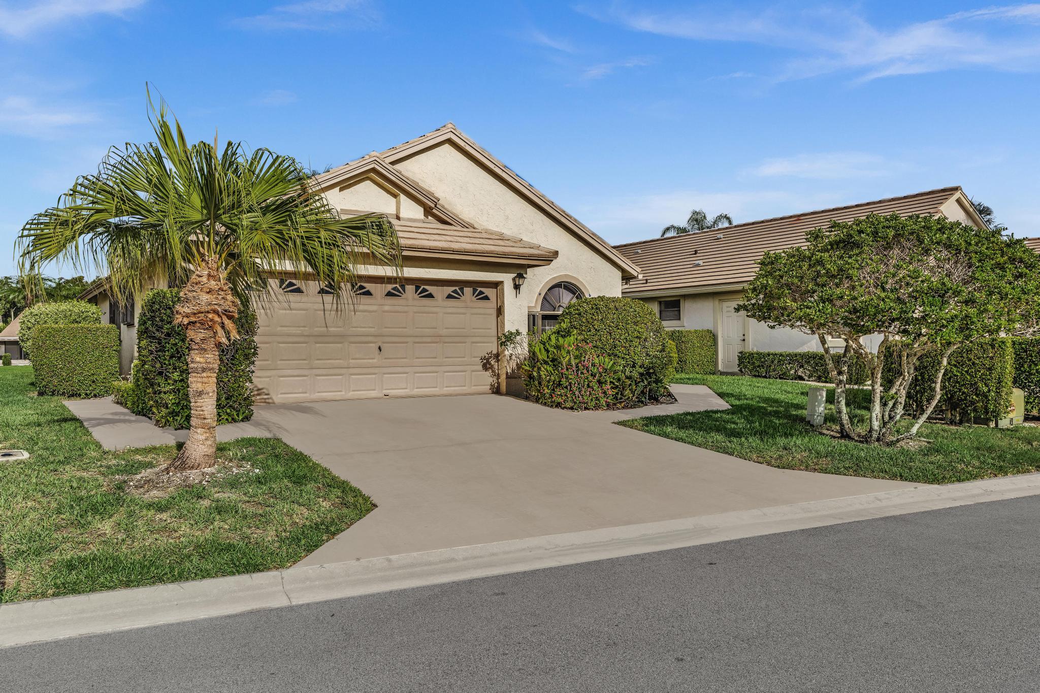 4787 Brighton Lakes Boulevard Property Photo 2