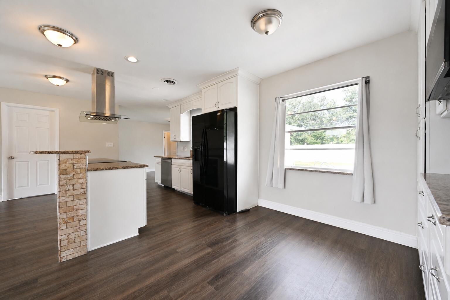 833 Park Manor Drive Property Photo 10