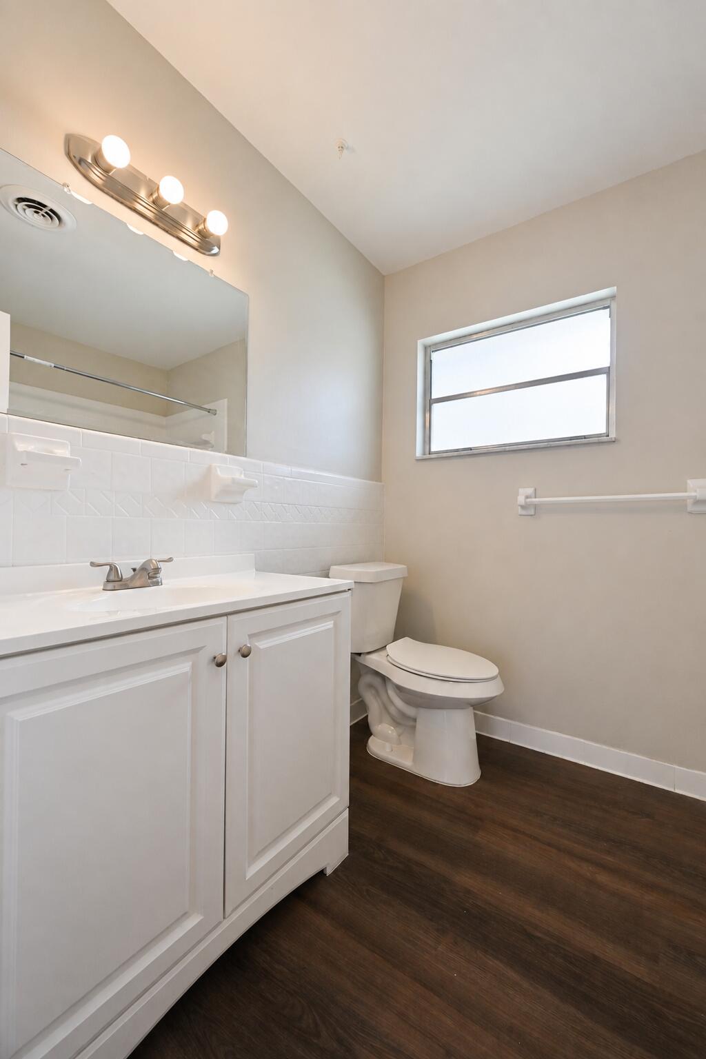 833 Park Manor Drive Property Photo 14