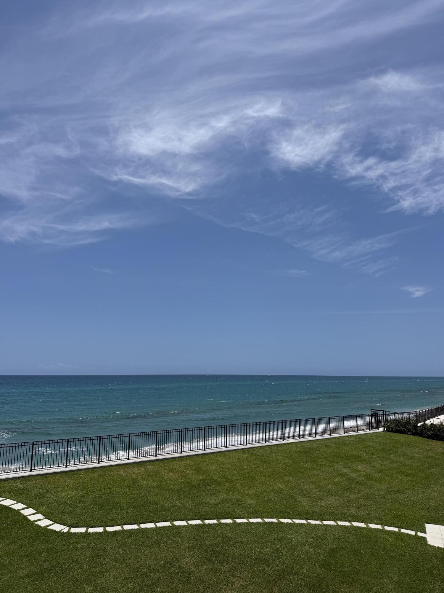 5400 N Ocean Drive Property Photo 17