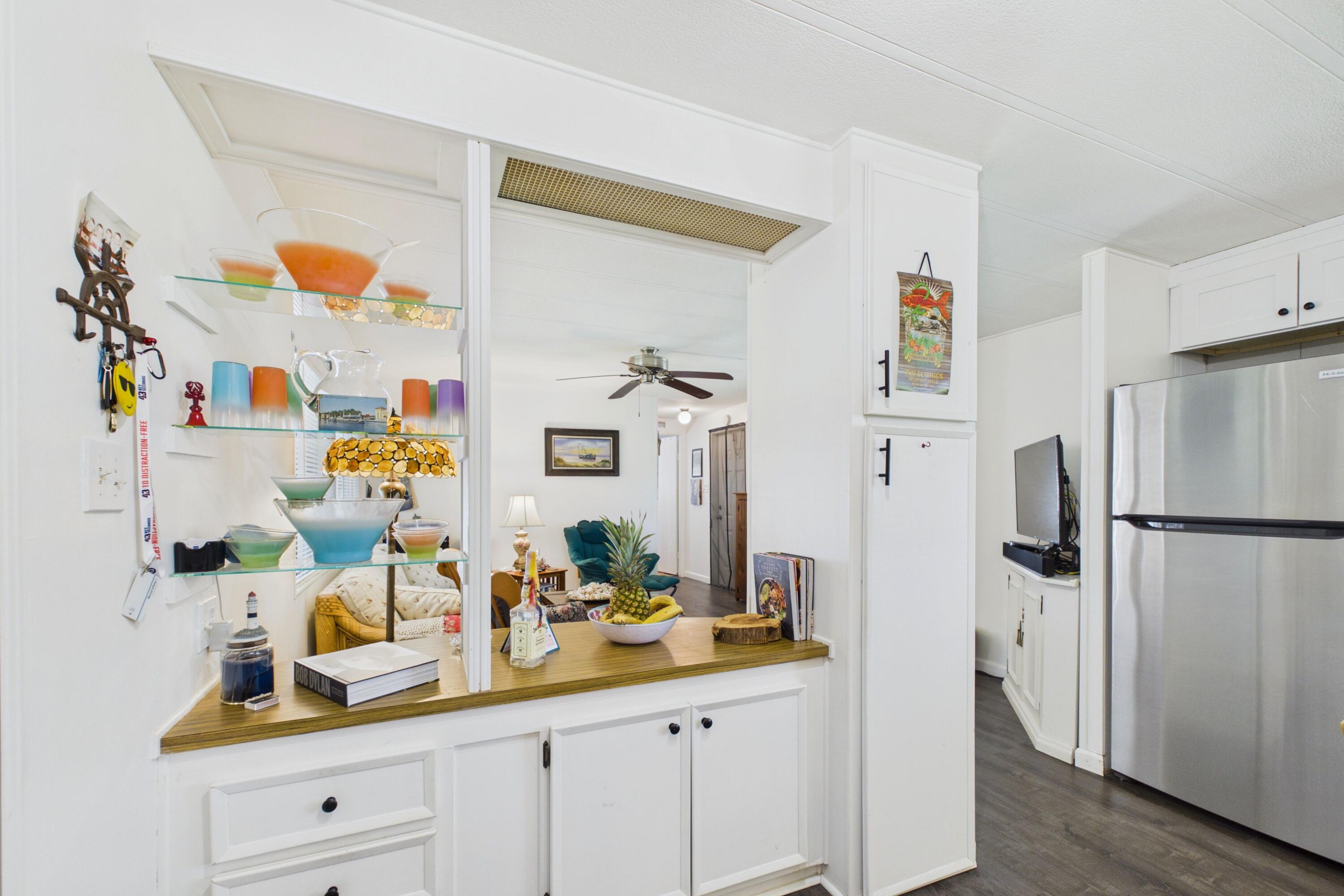 10003 Granada Bay Property Photo 5