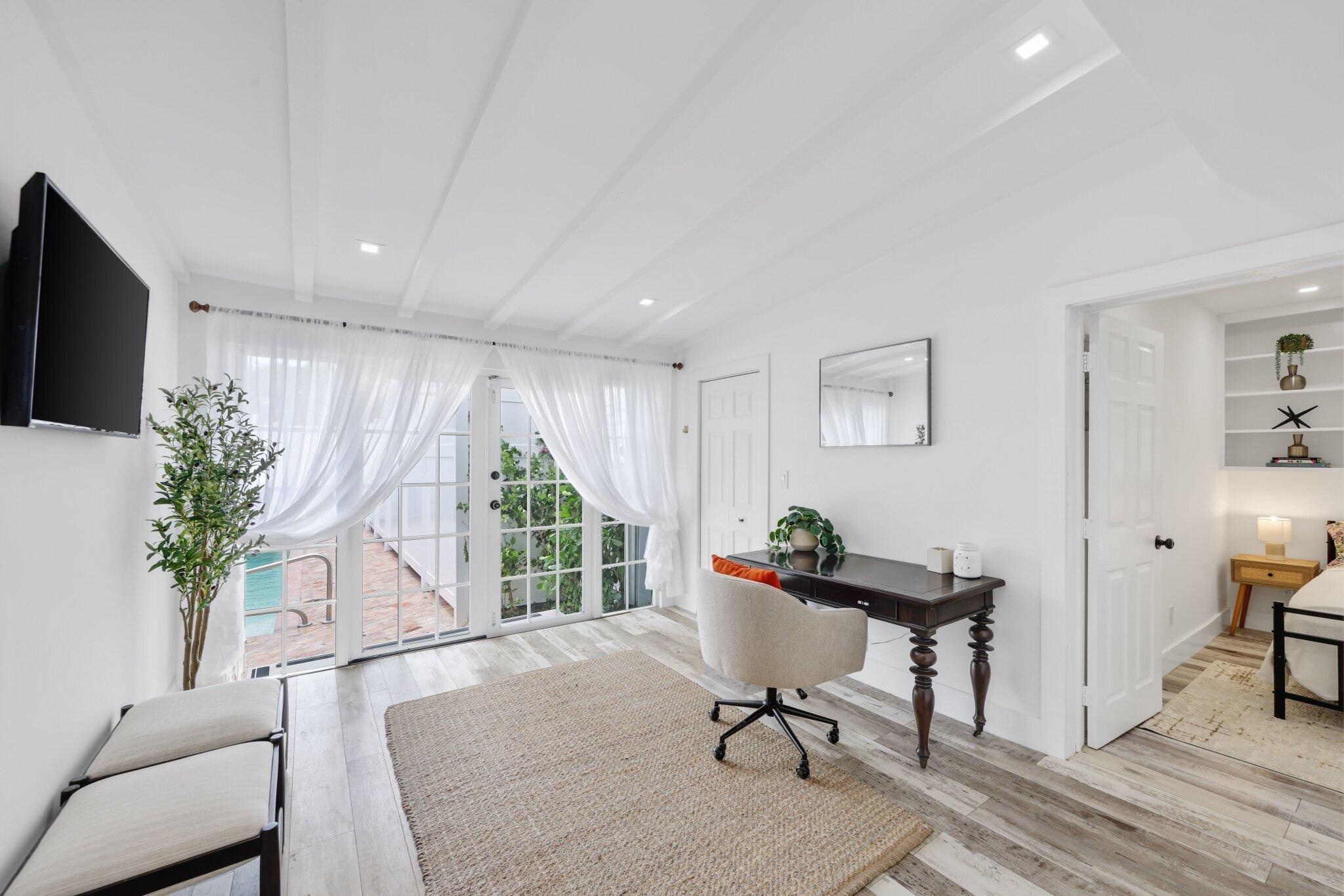 744 Sunset Road Property Photo 18