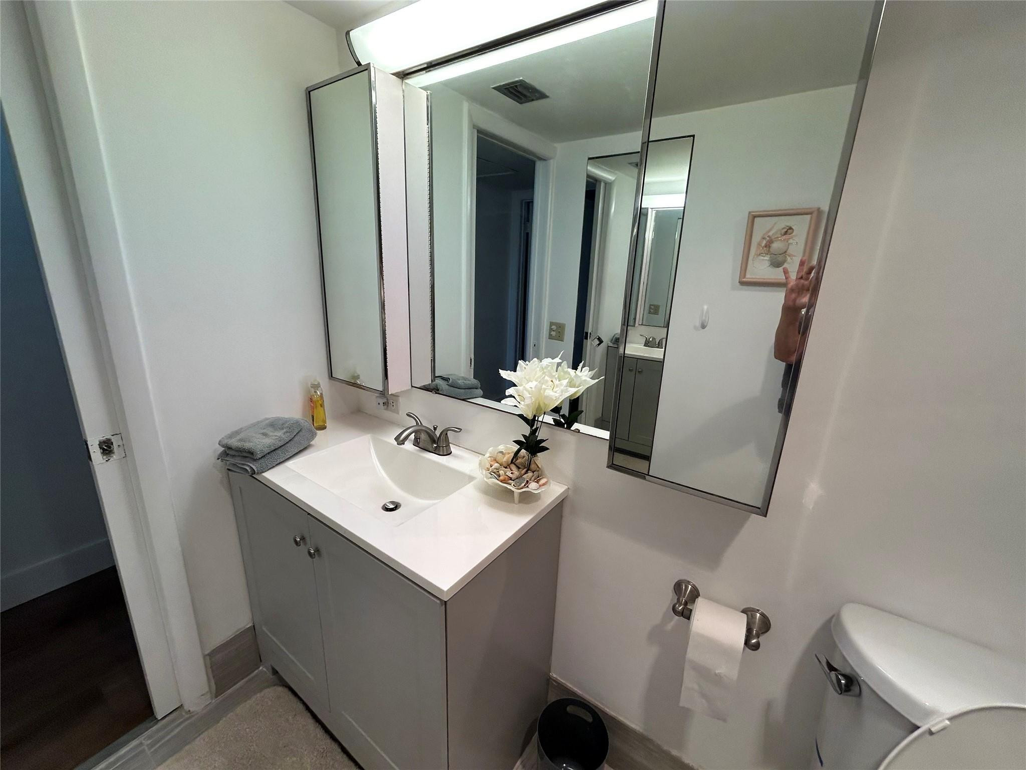 3405 Bimini Lane D4 Property Photo 19