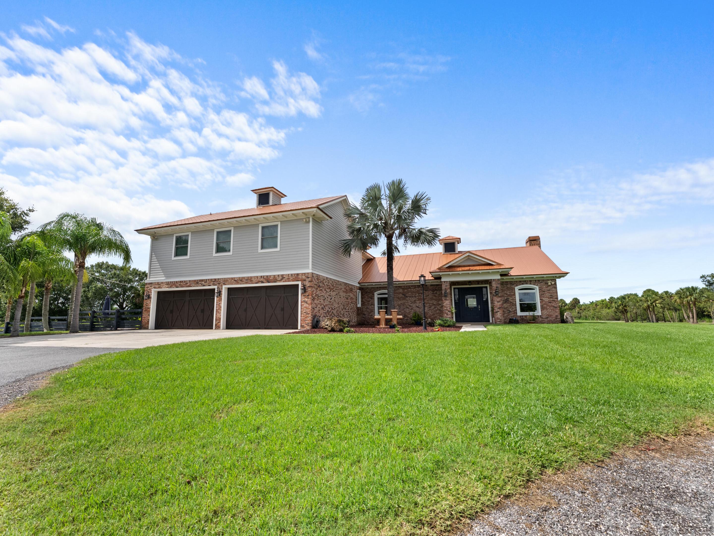 7090 49th Street Property Photo 4