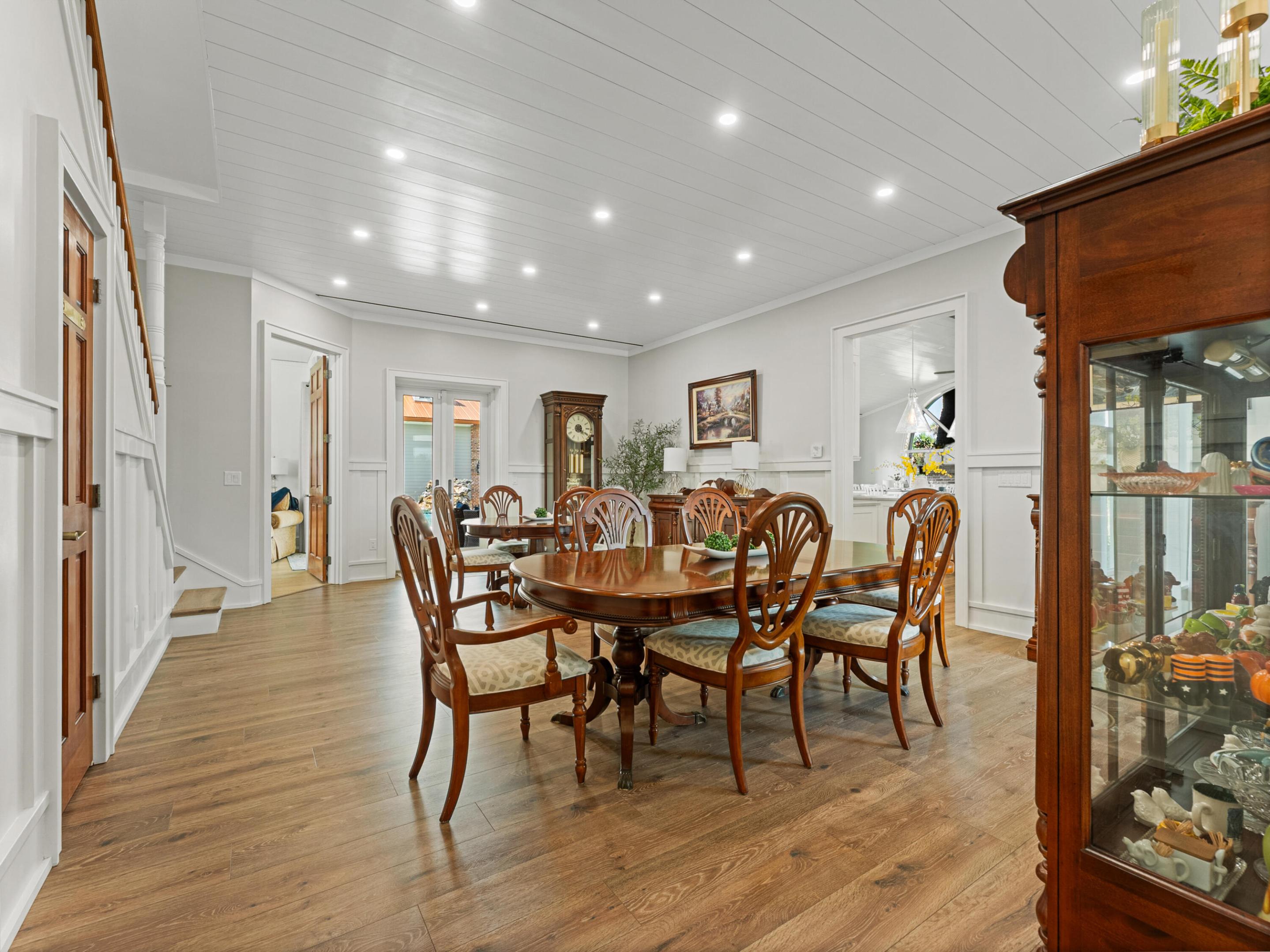 7090 49th Street Property Photo 20