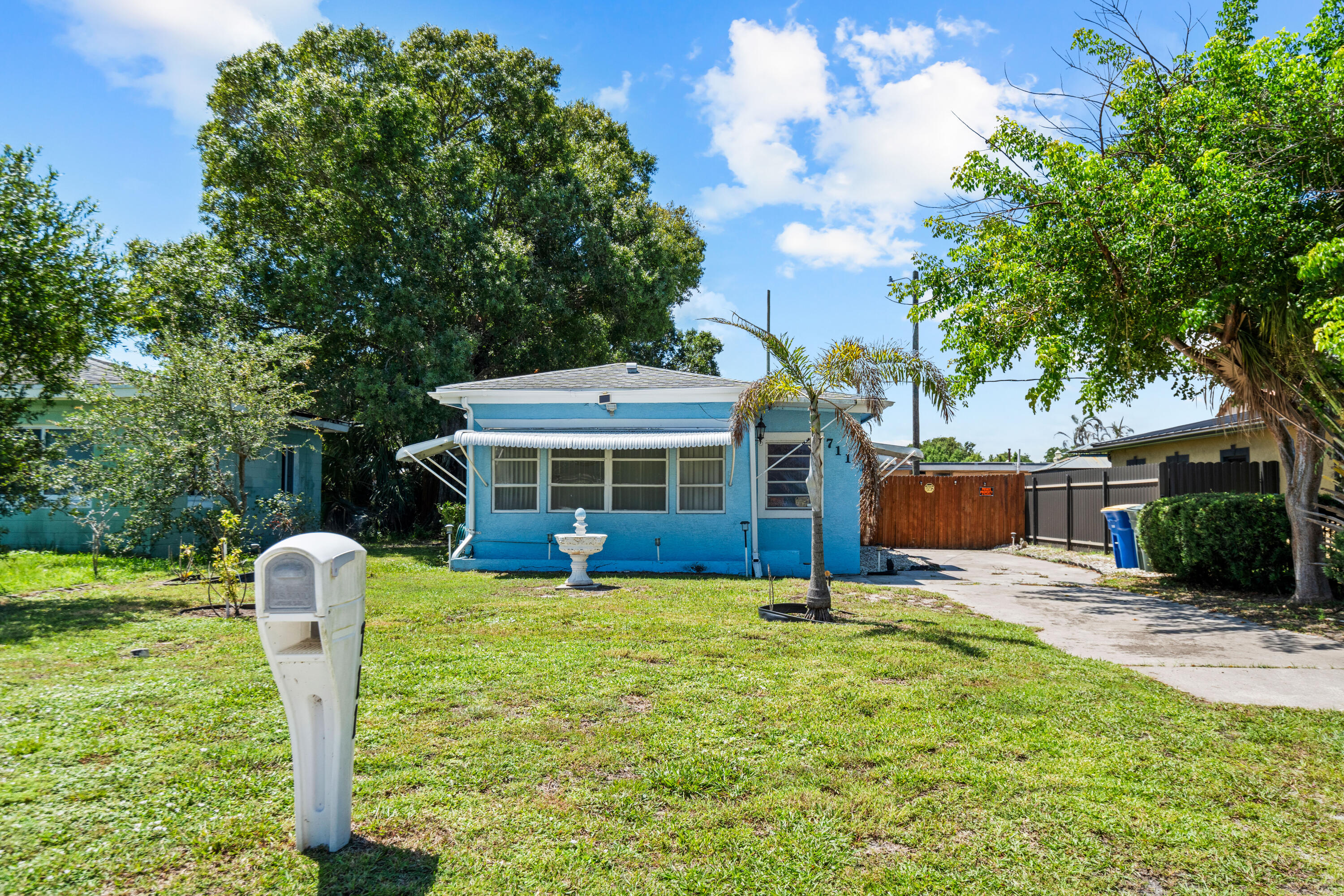 711 Cedar Place Property Photo 16