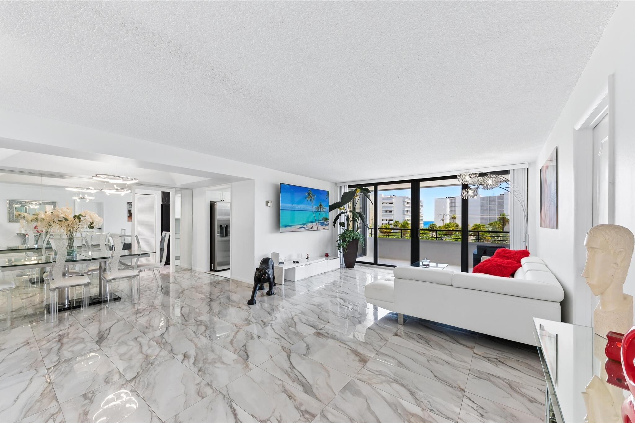 3589 S Ocean Boulevard 403 Property Photo 1