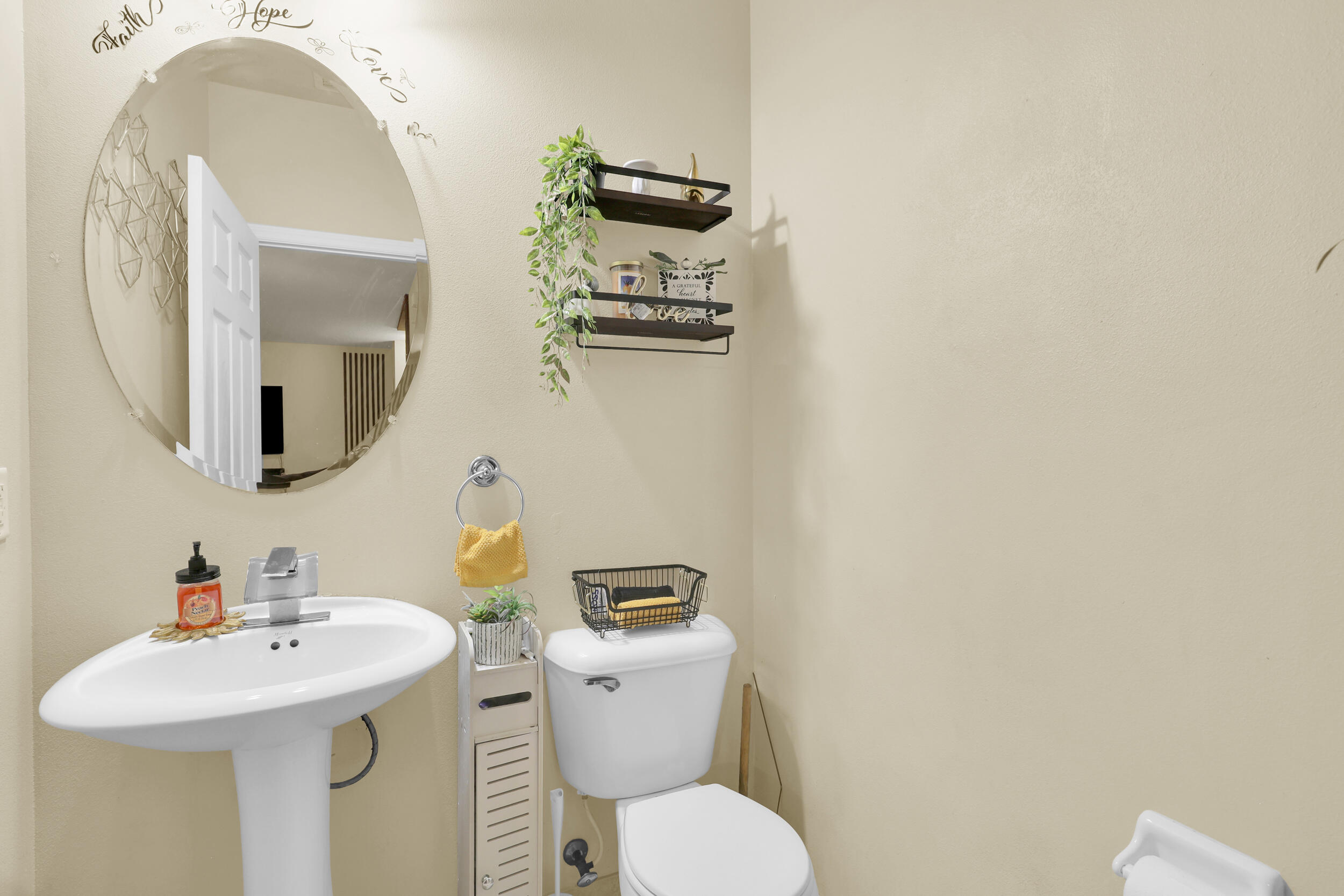 9455 Windrift Circle Property Photo 8