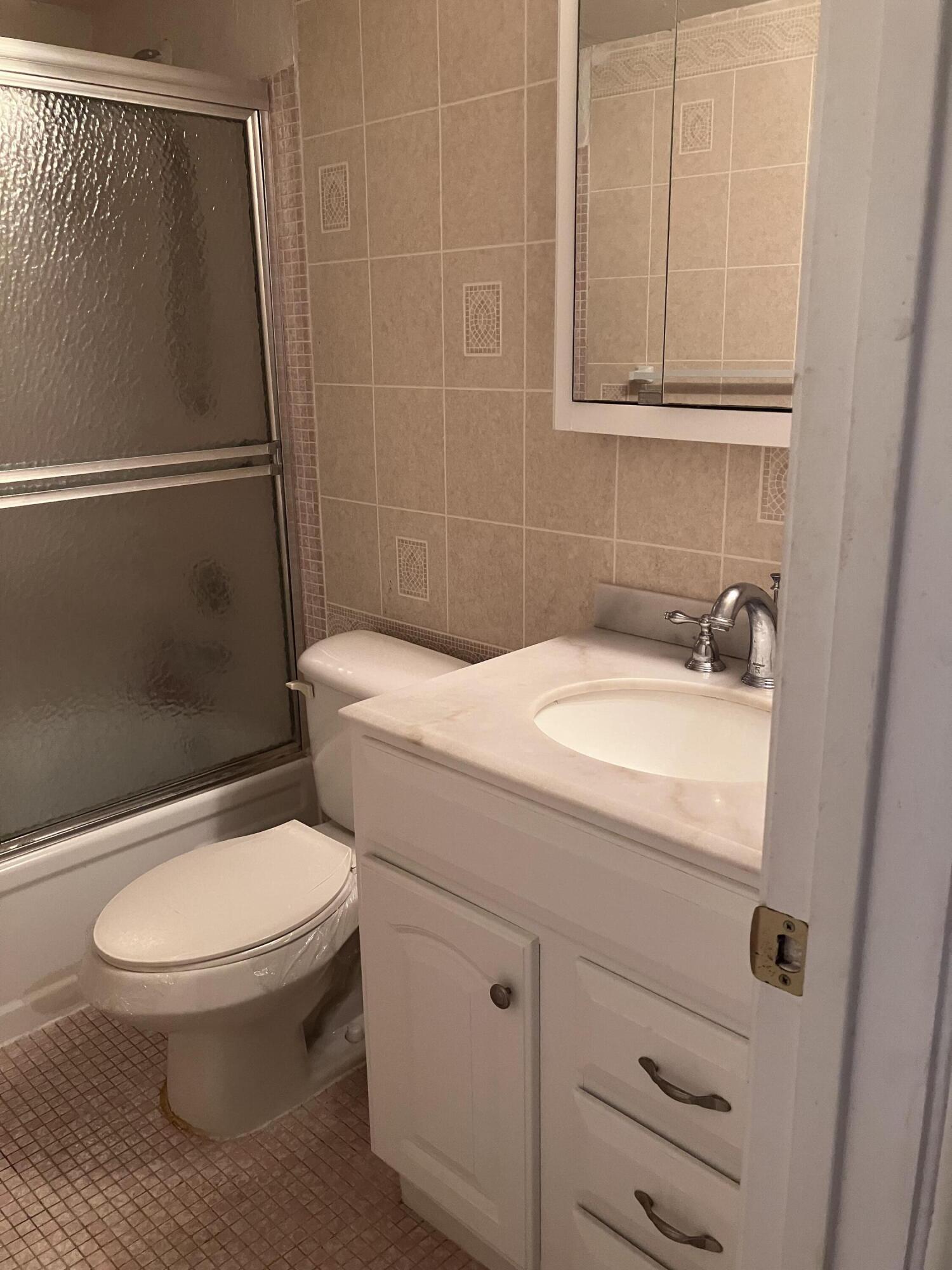 202 Camden I Property Photo 13