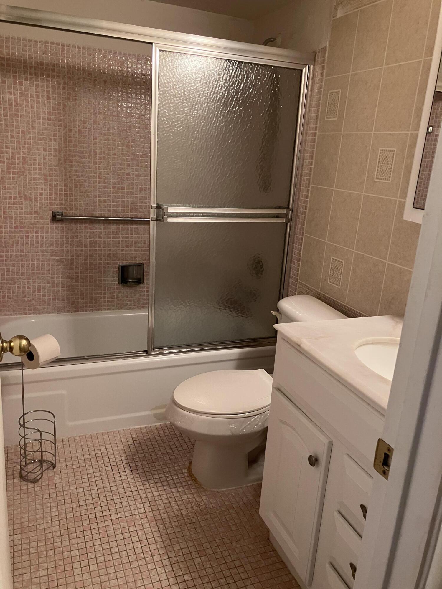 202 Camden I Property Photo 14