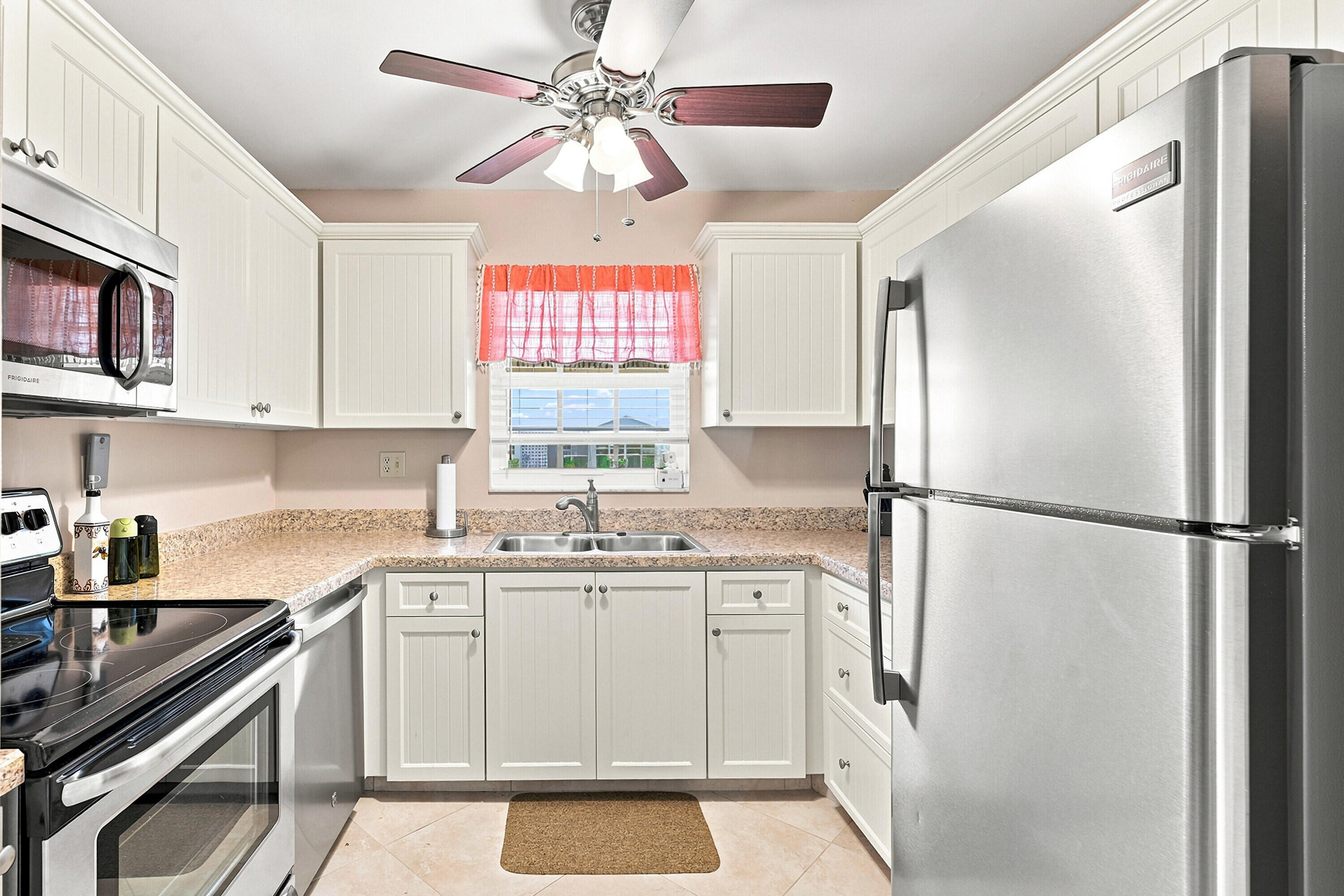 14499 Canalview Drive D Property Photo 10