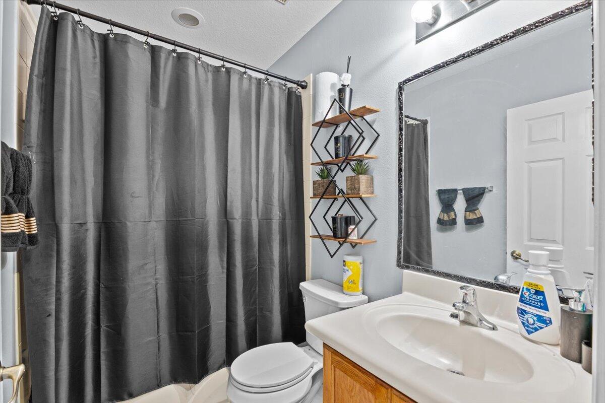 2227 Oakmont Drive Property Photo 33