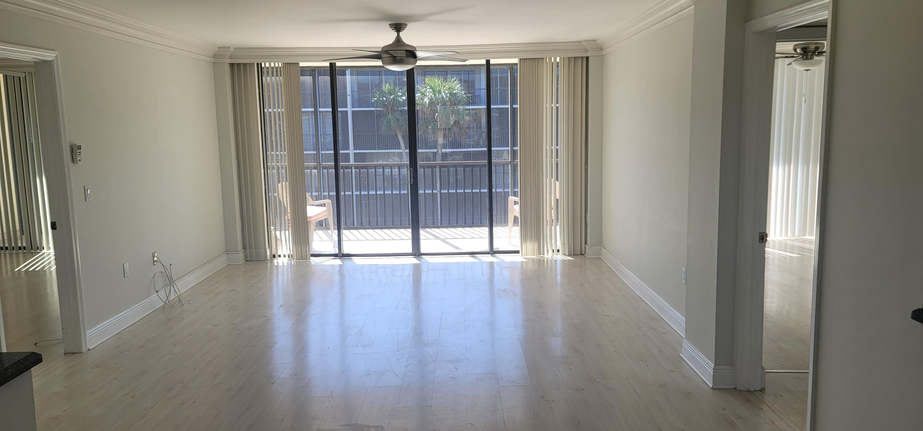 2424 N Federal Highway 309 Property Photo 11