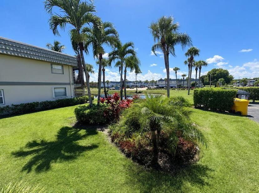 192 Brittany D Terrace Property Photo 13
