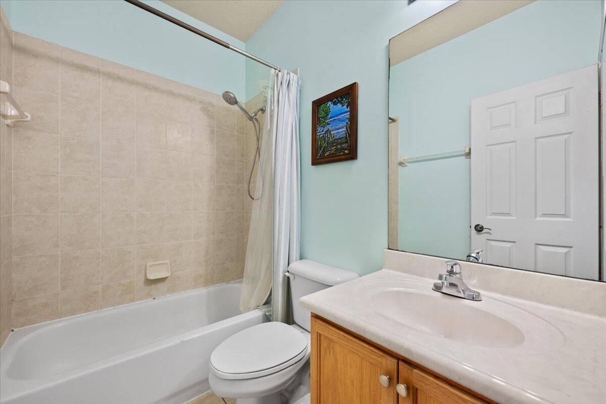 335 E Thatch Palm Circle 104 Property Photo 23