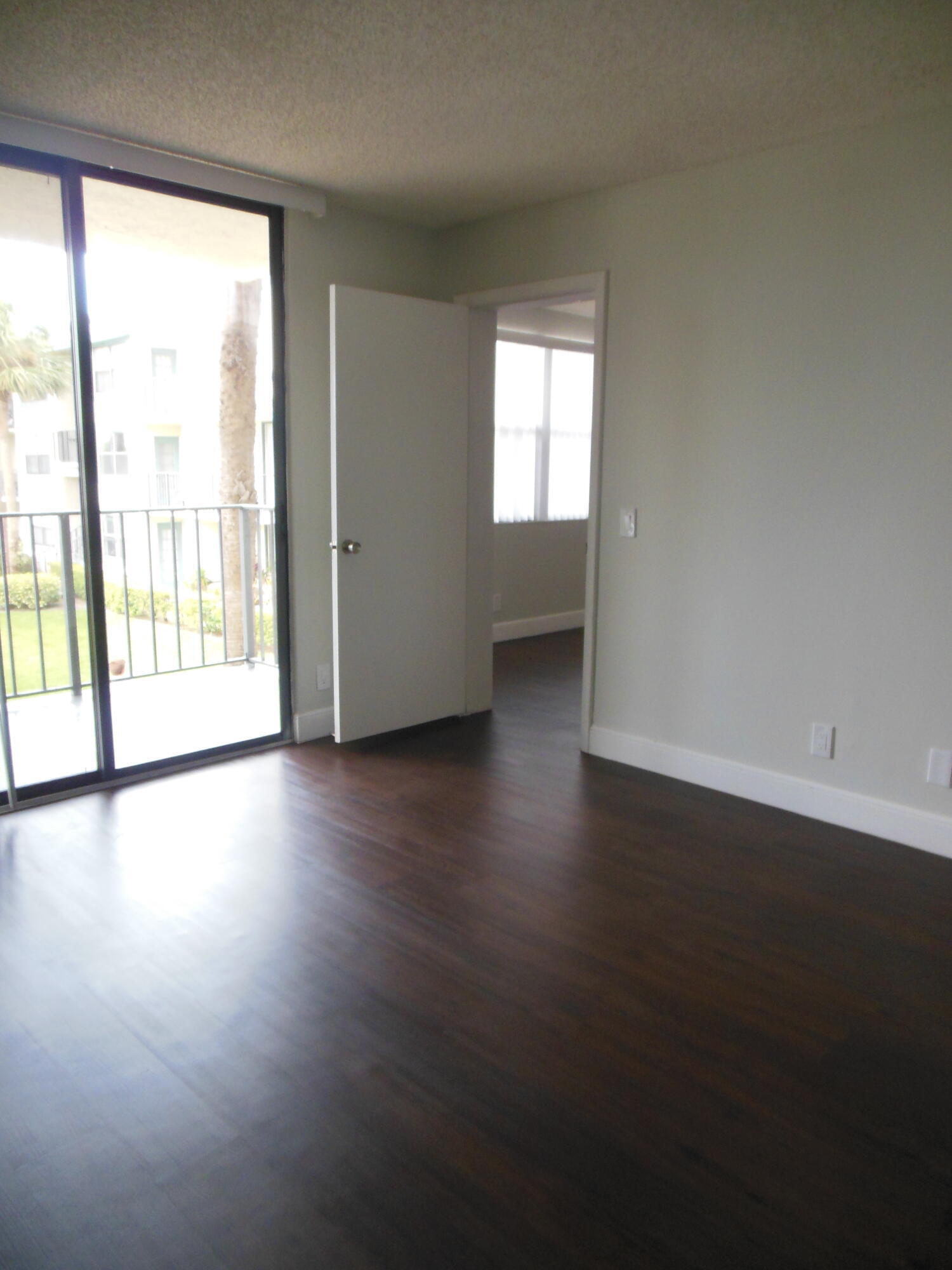 700 Executive Center Drive 25 Property Photo 15