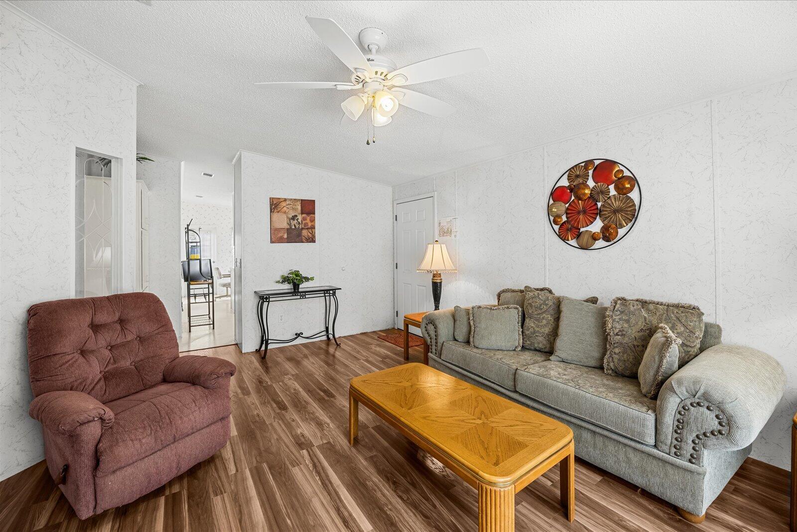 3712 Crabapple Drive Property Photo 9