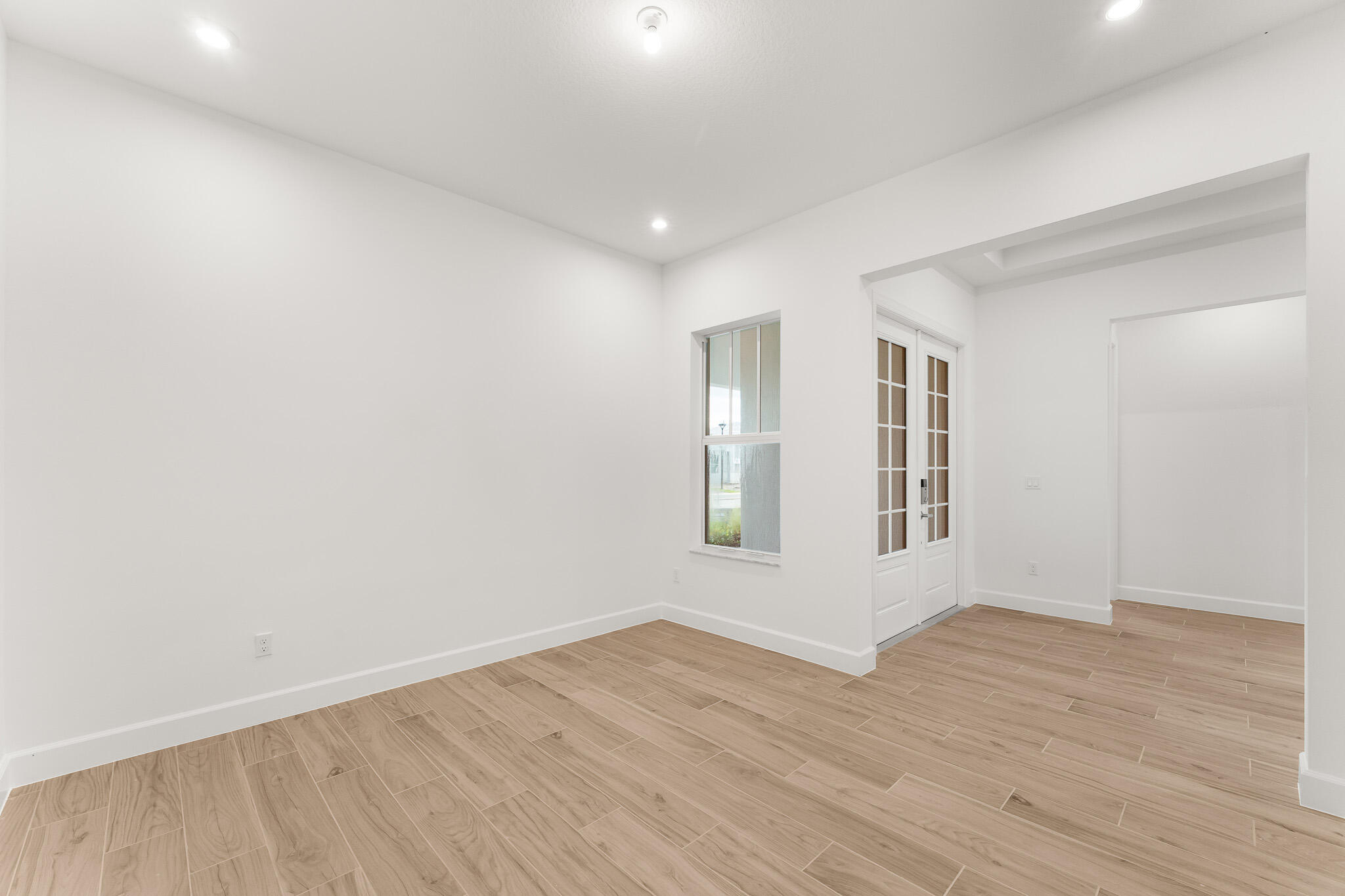 10748 Sw Mistarva Place Property Photo 6