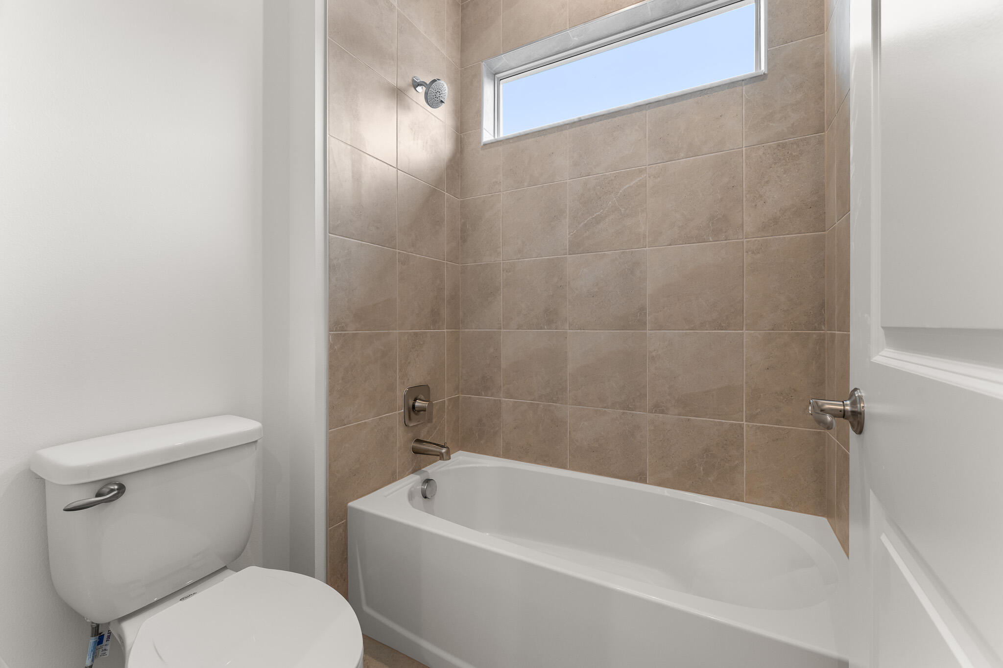 10748 Sw Mistarva Place Property Photo 11