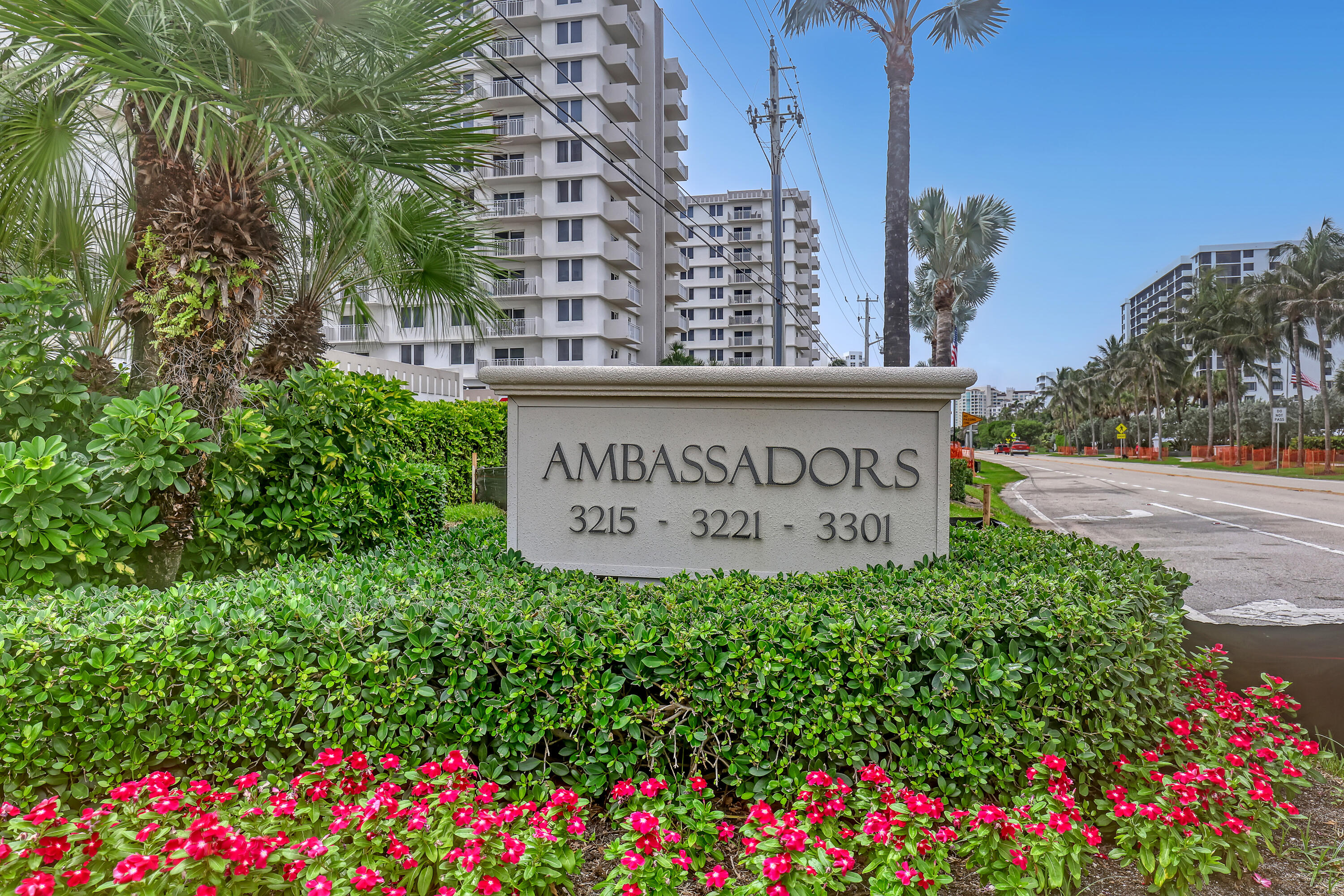 3221 S OCEAN Boulevard 302