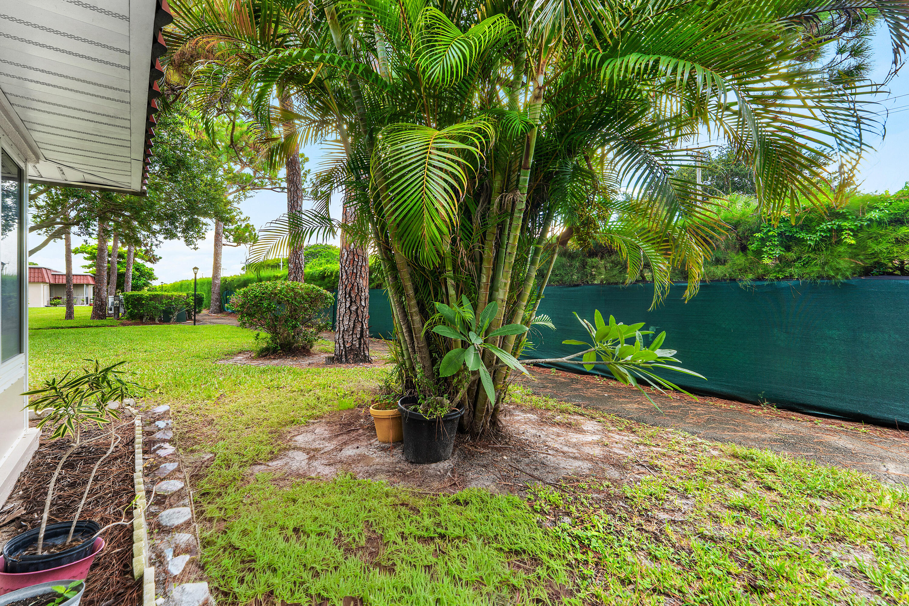 687 Marlboro Oval A Property Photo 15