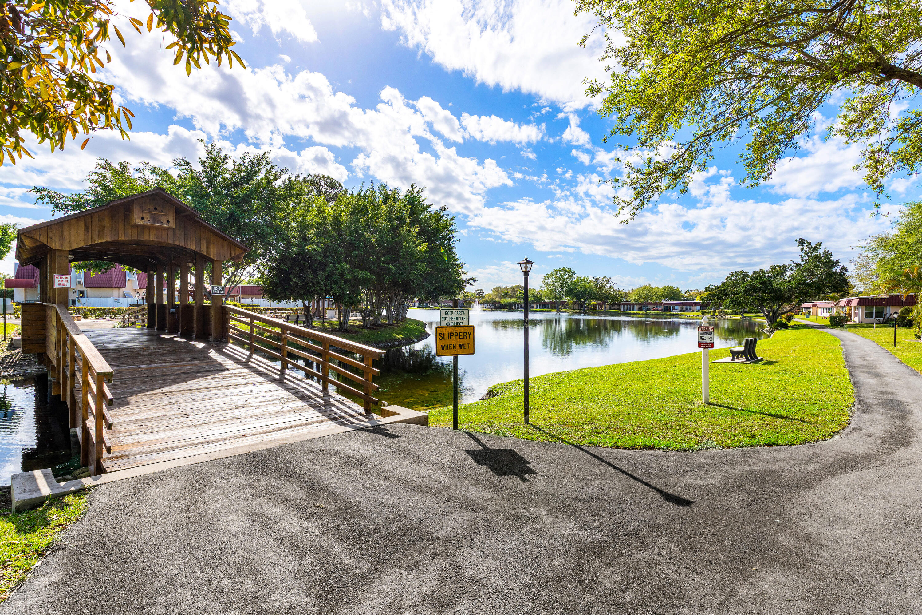 687 Marlboro Oval A Property Photo 18