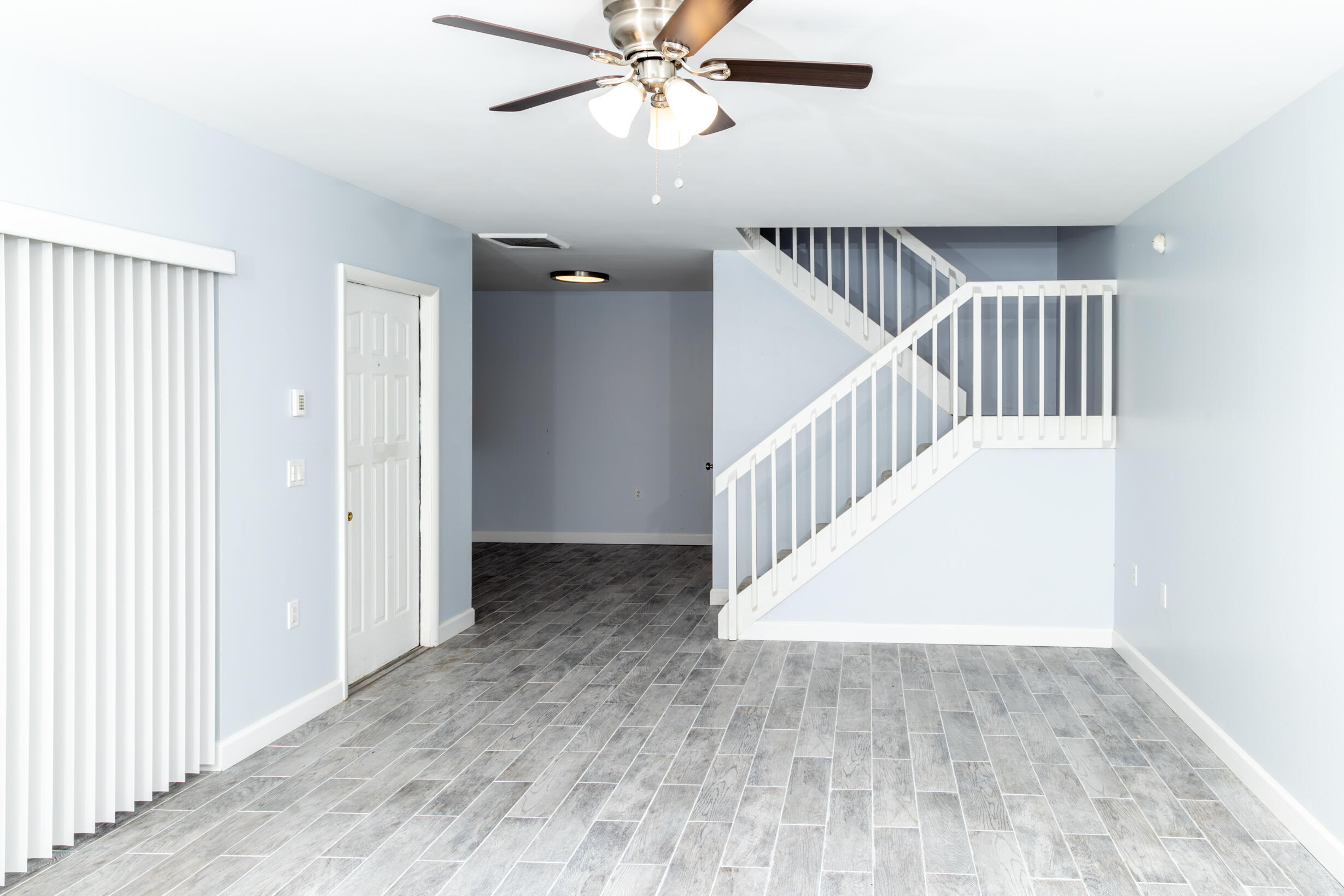 7406 74TH Way Property Photo 1