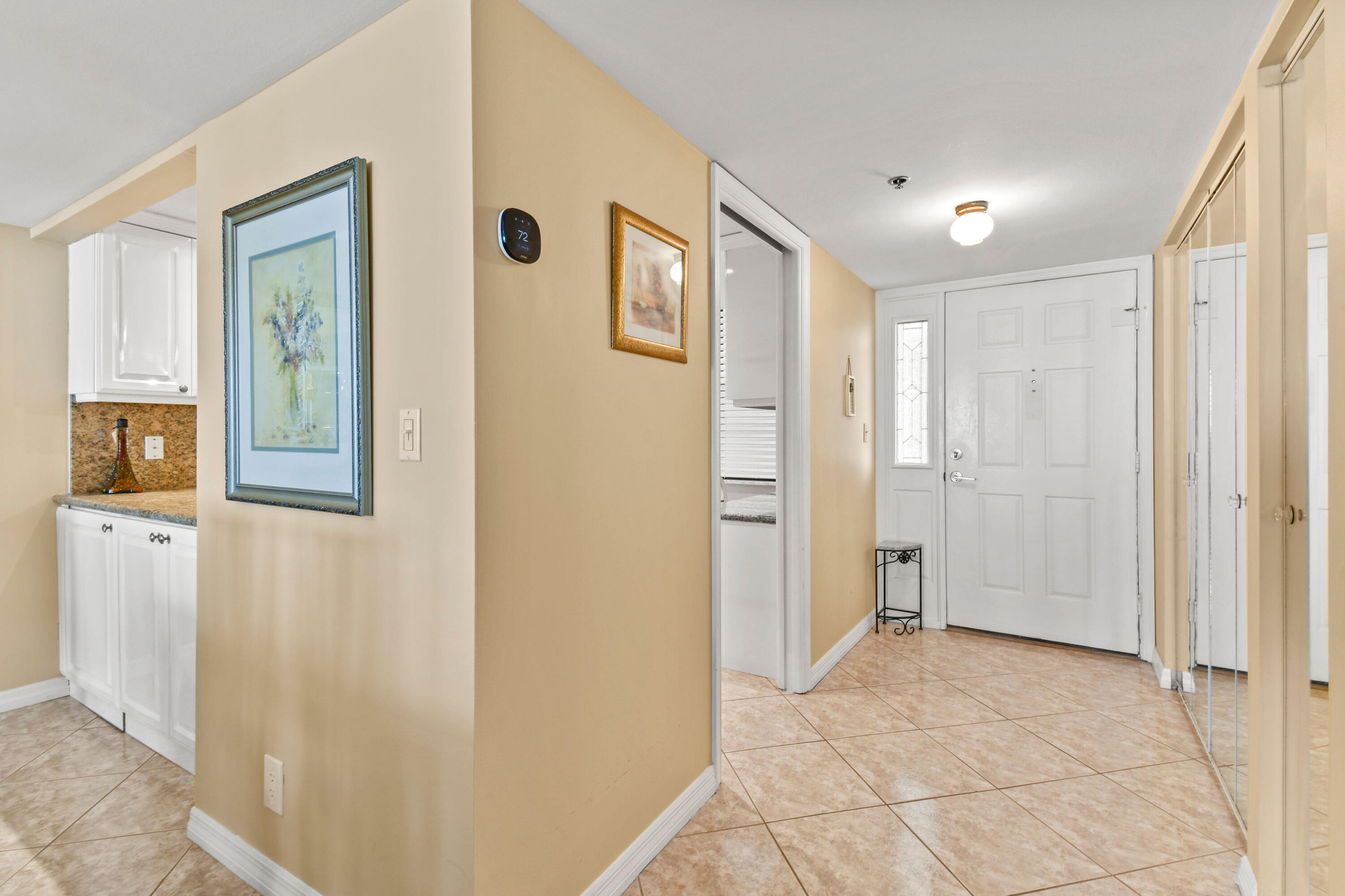 840 Ocean Drive 404 Property Photo 10
