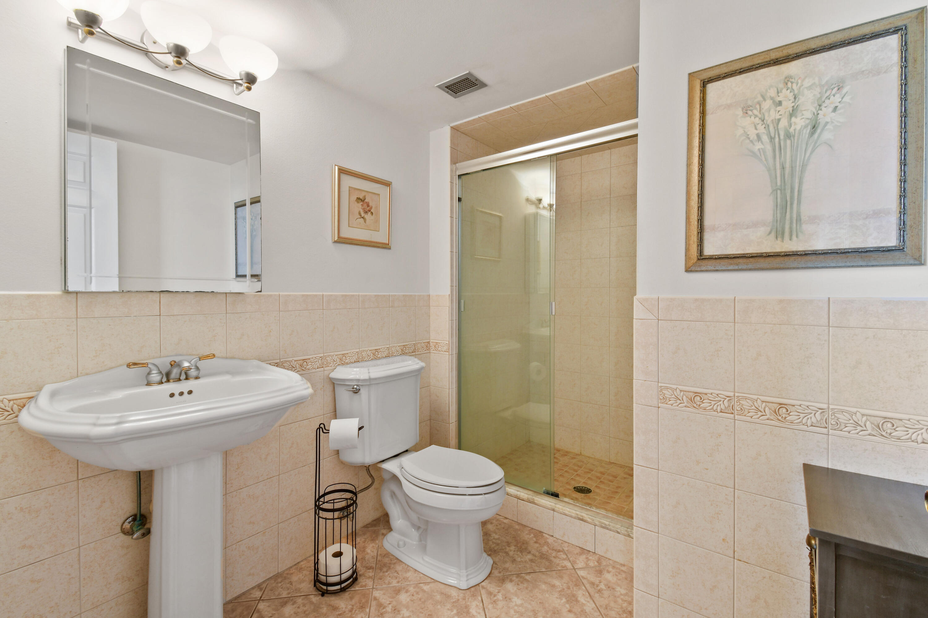 840 Ocean Drive 404 Property Photo 31