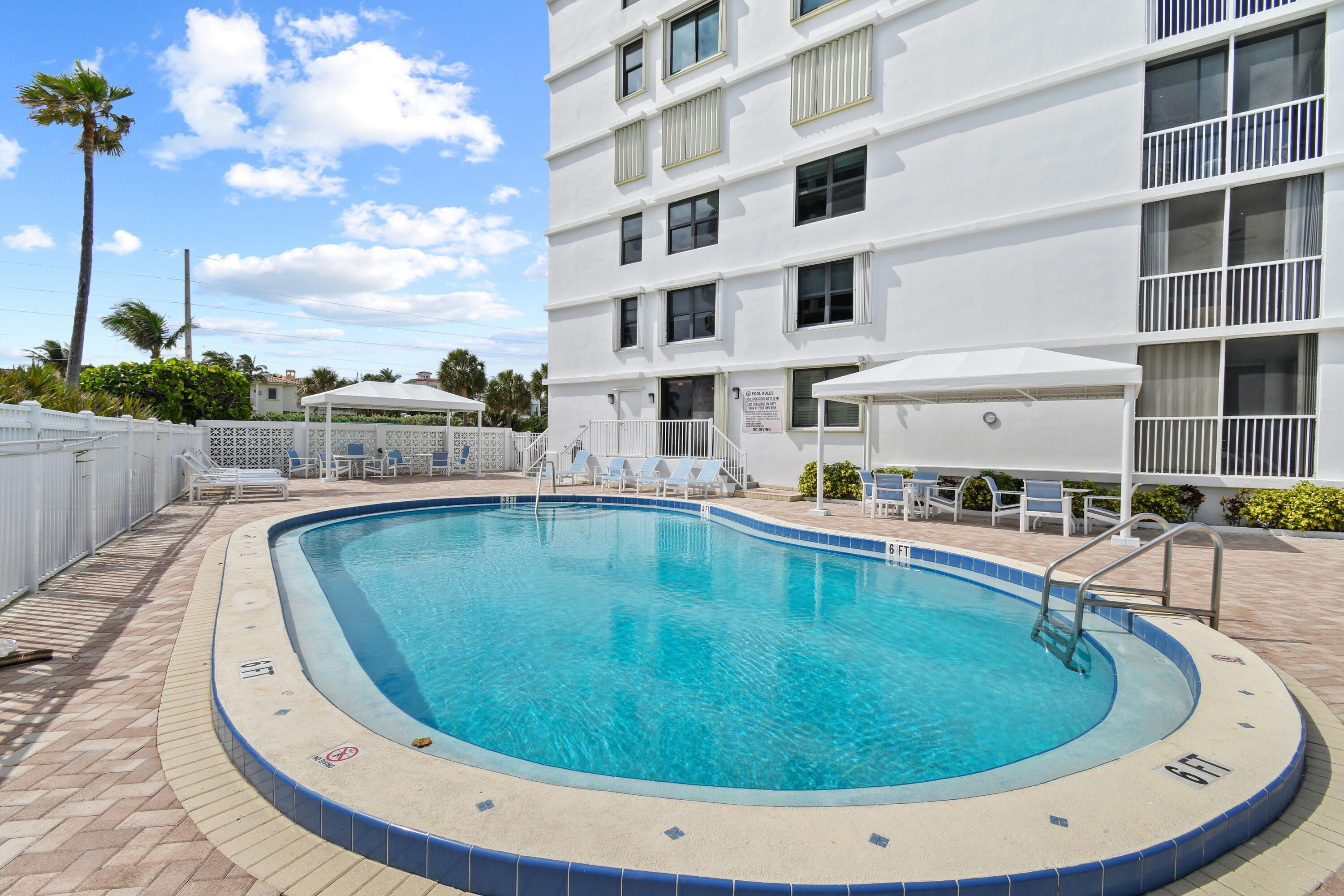 840 Ocean Drive 404 Property Photo 39