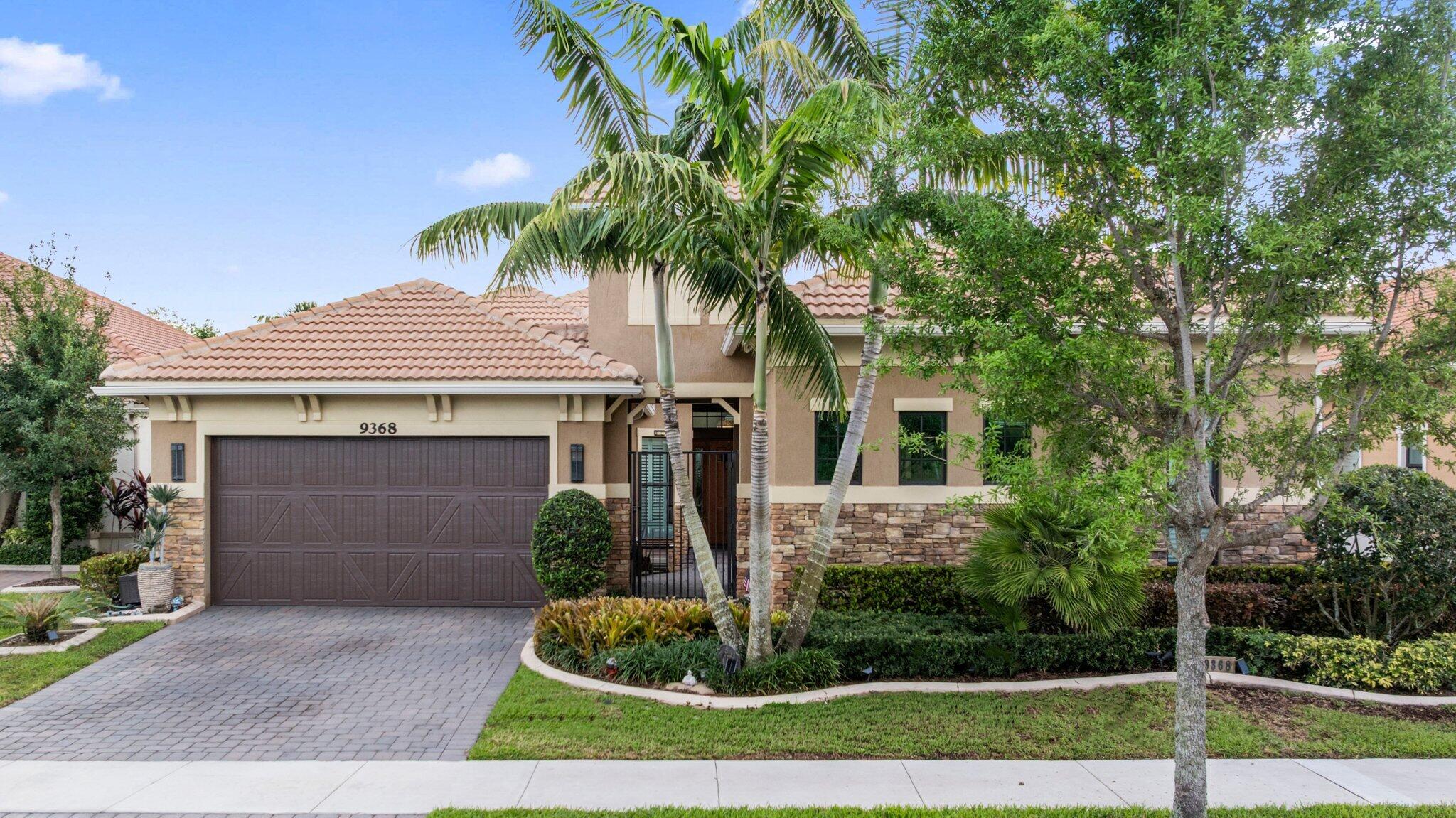 9368 Cantal Circle E Property Photo 8
