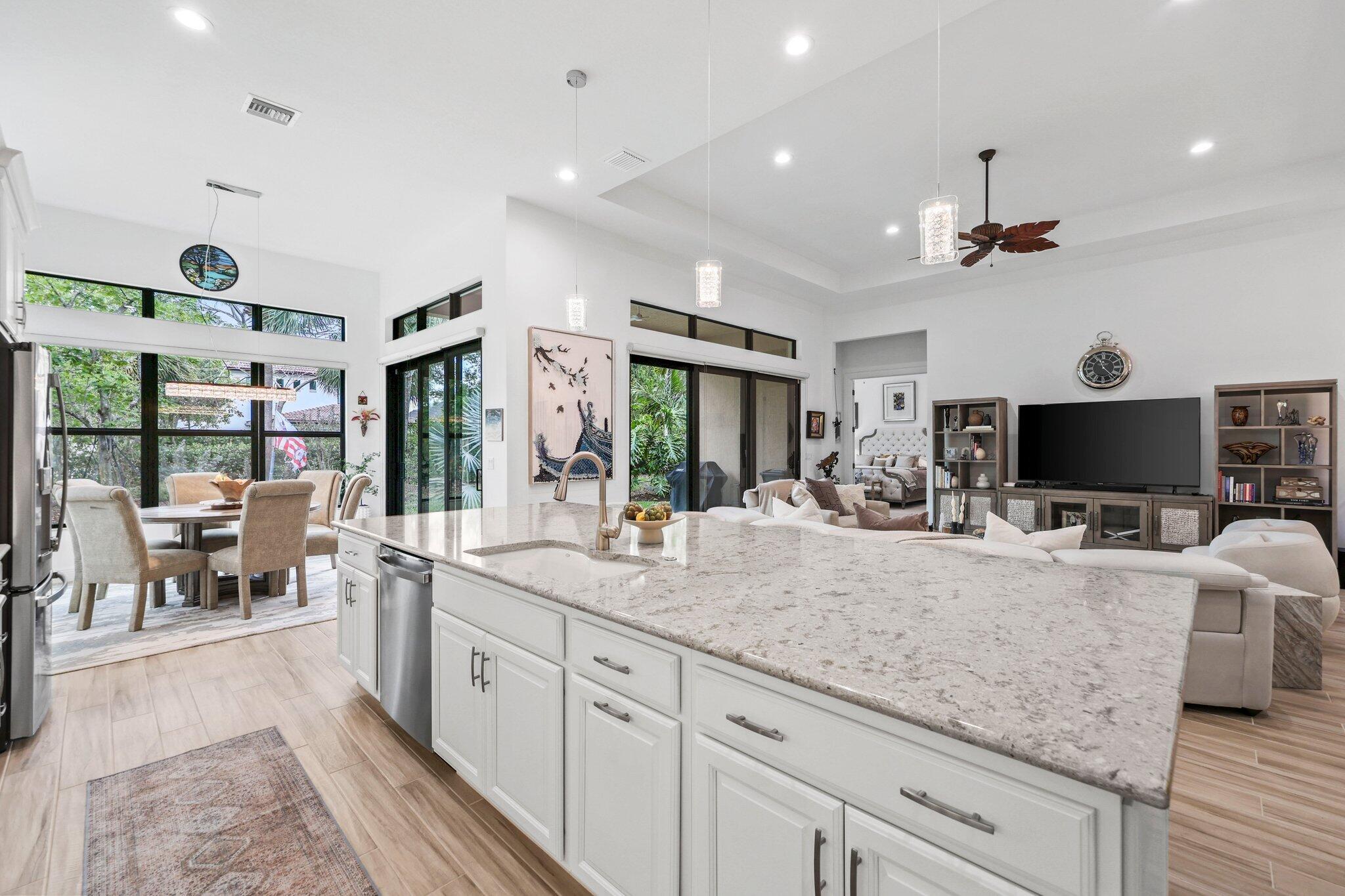 9368 Cantal Circle E Property Photo 18