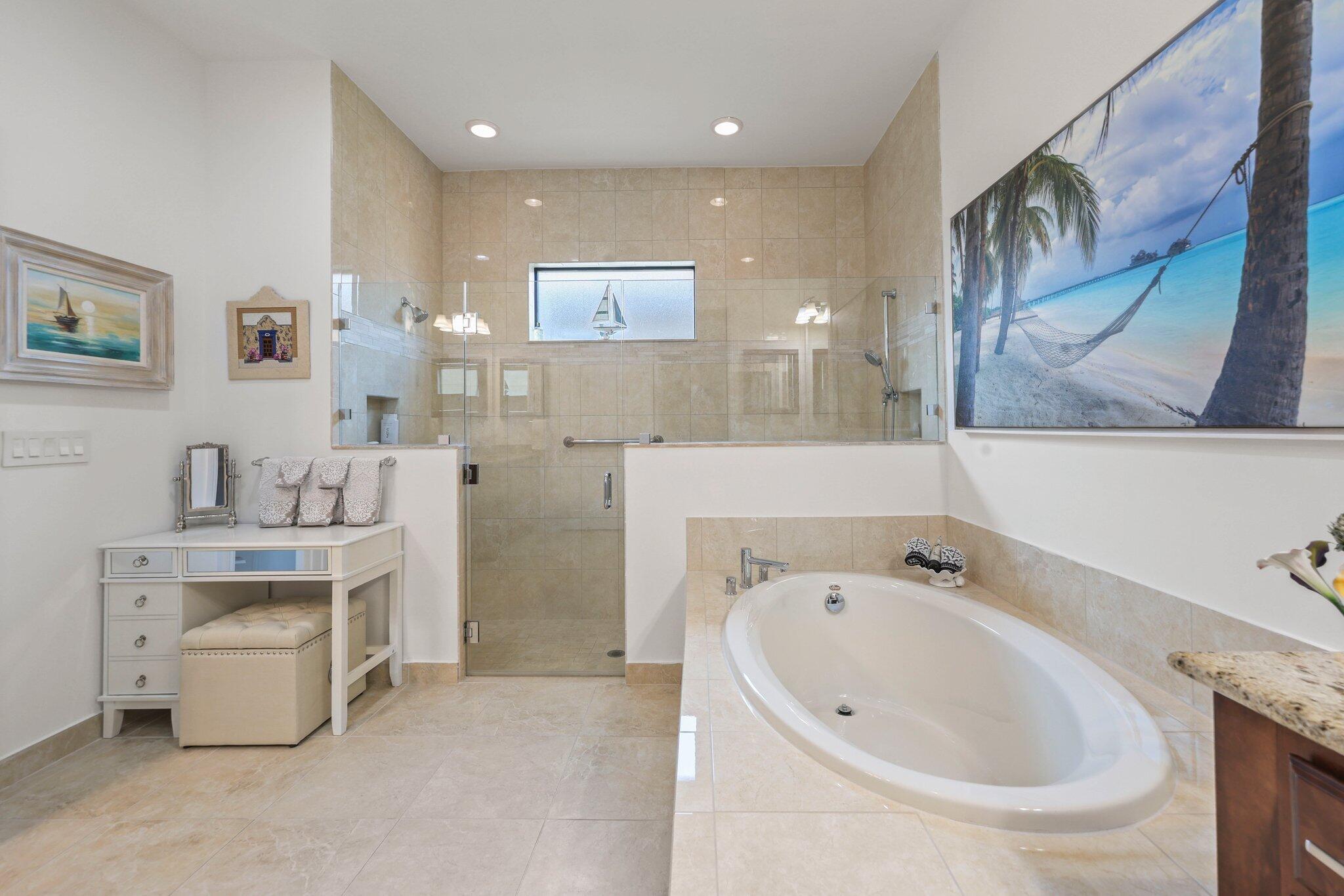 9368 Cantal Circle E Property Photo 28