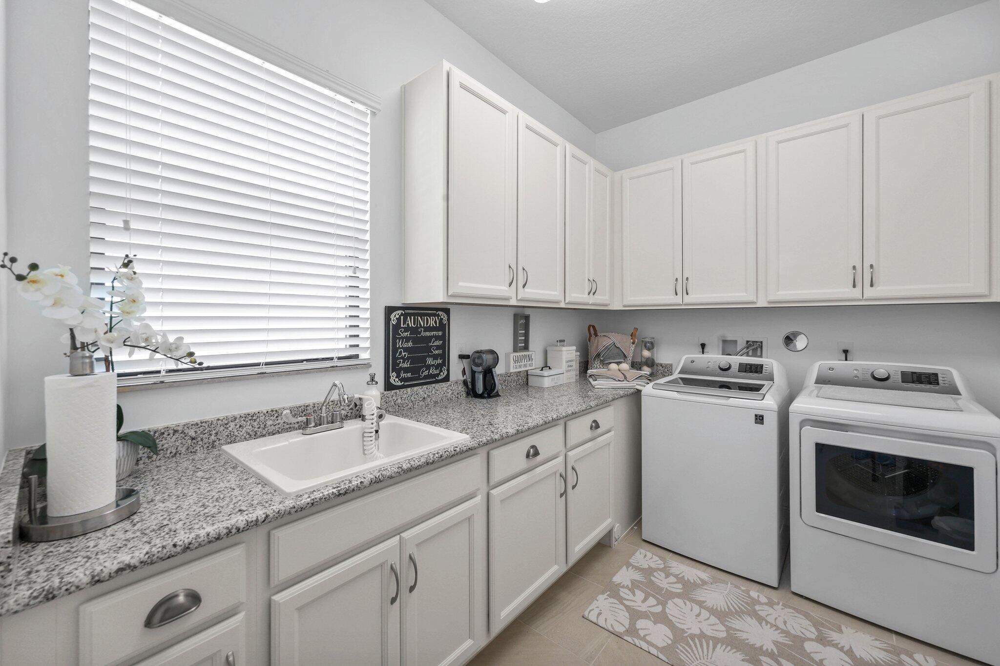 9368 Cantal Circle E Property Photo 37
