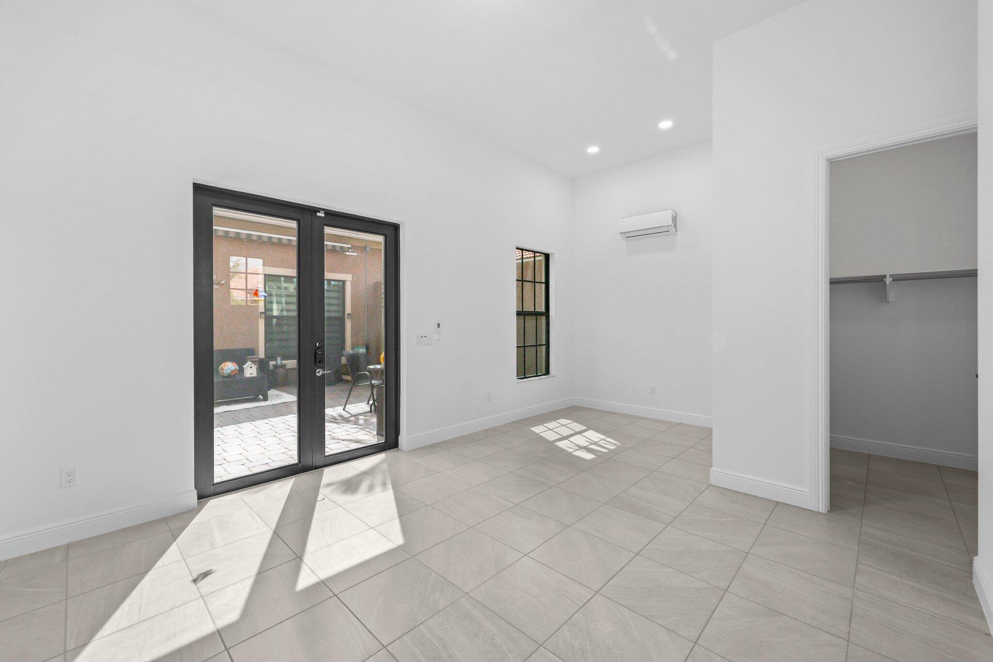 9368 Cantal Circle E Property Photo 46