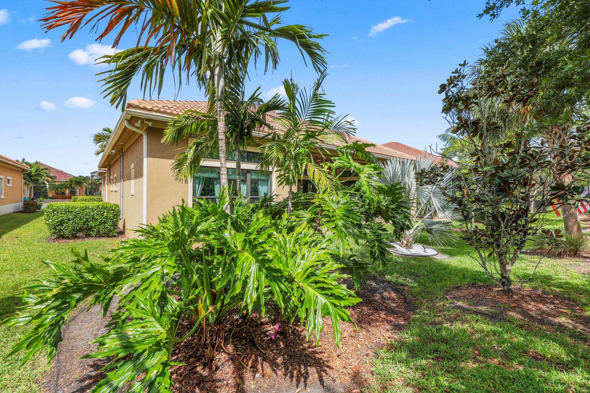 9368 Cantal Circle E Property Photo 51